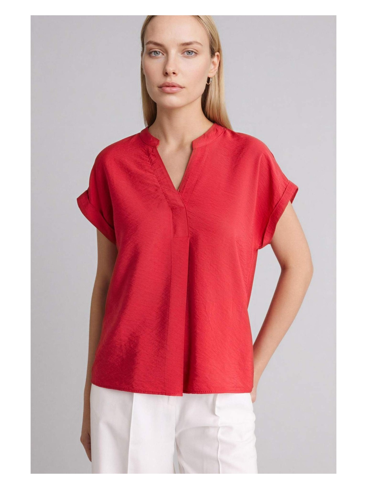 DeFacto Regular Fit Bisiklet Yaka Kısa Kollu Bluz H0240AX26SP - Görsel 4
