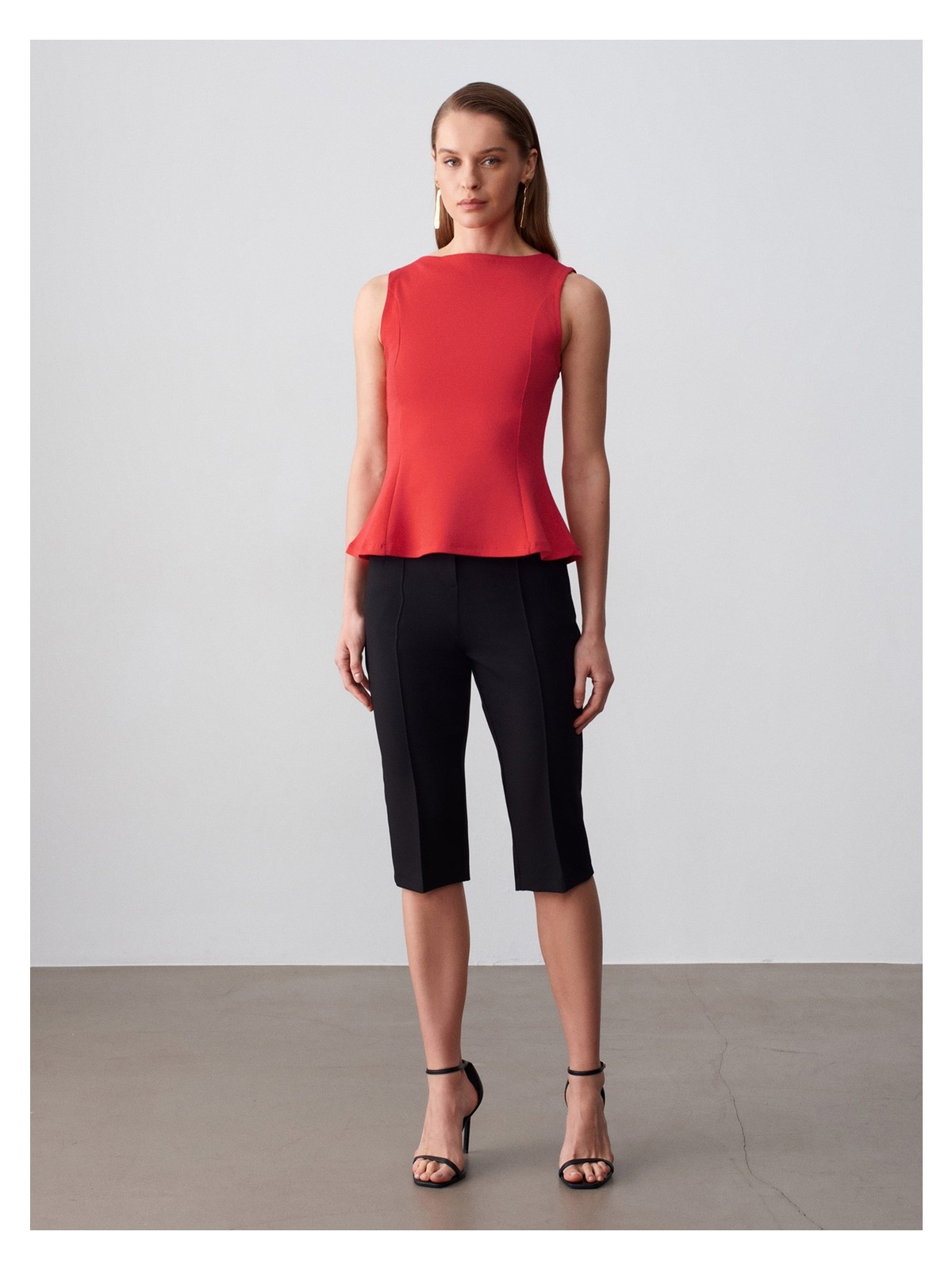 Dilvin 21001 Kayık Yaka Peplum Top-Kırmızı