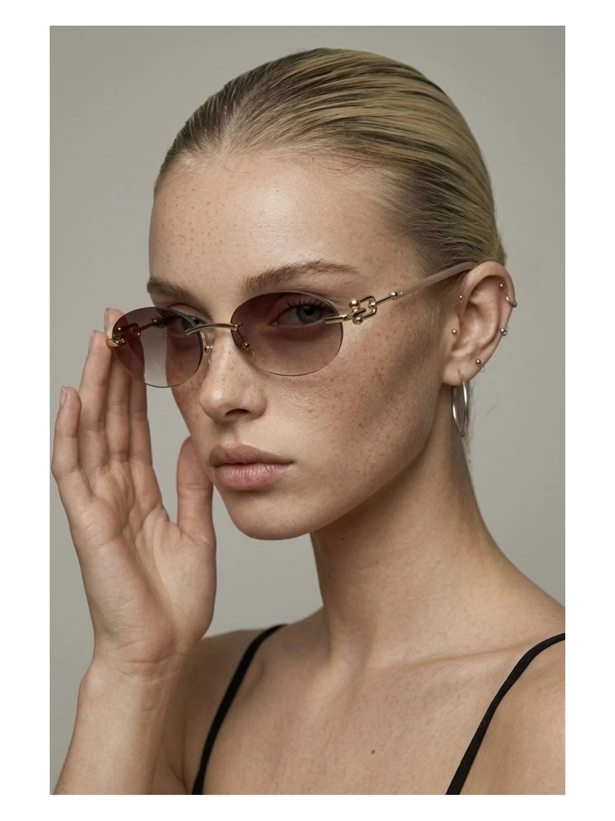 Ren Eyewear DERLA Metal Oval Kadın Güneş Gözlüğü Mavi Cam Detaylı UV400 Korumalı - Görsel 3