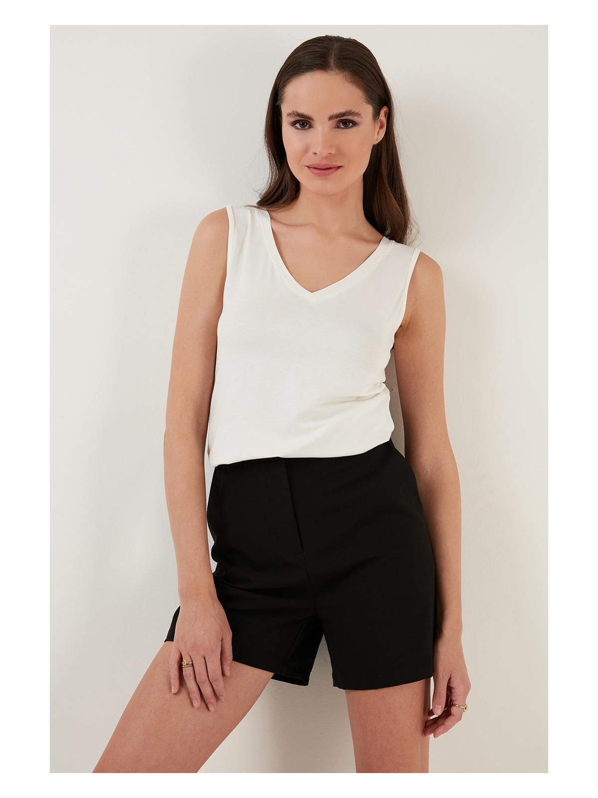 Lela Slim Fit V Yaka Kalın Askılı 2' Li Paket Bluz Bayan Bluz 5864384S2 - Görsel 3