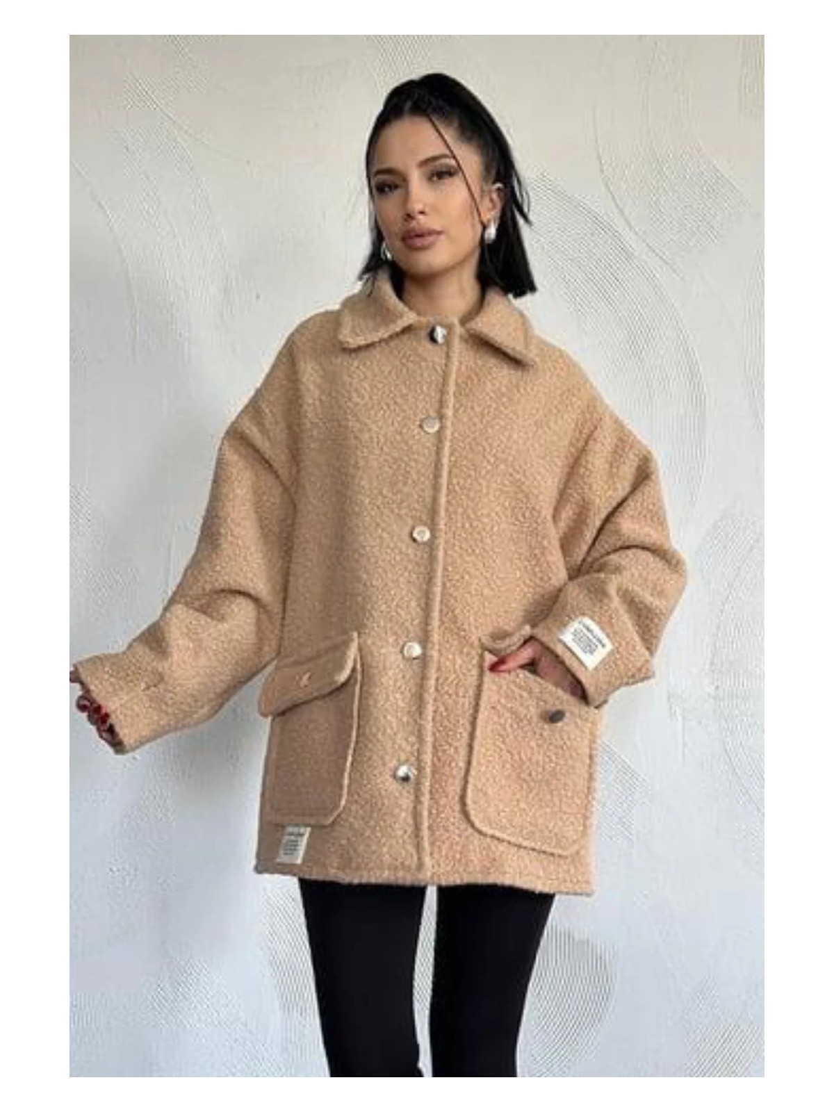 Ded Collection Kadın Cep Kapaklı Düğme Detaylı Yumoş Kumaş Astarlı Teddy Tarz Oversize Kaban Ceket