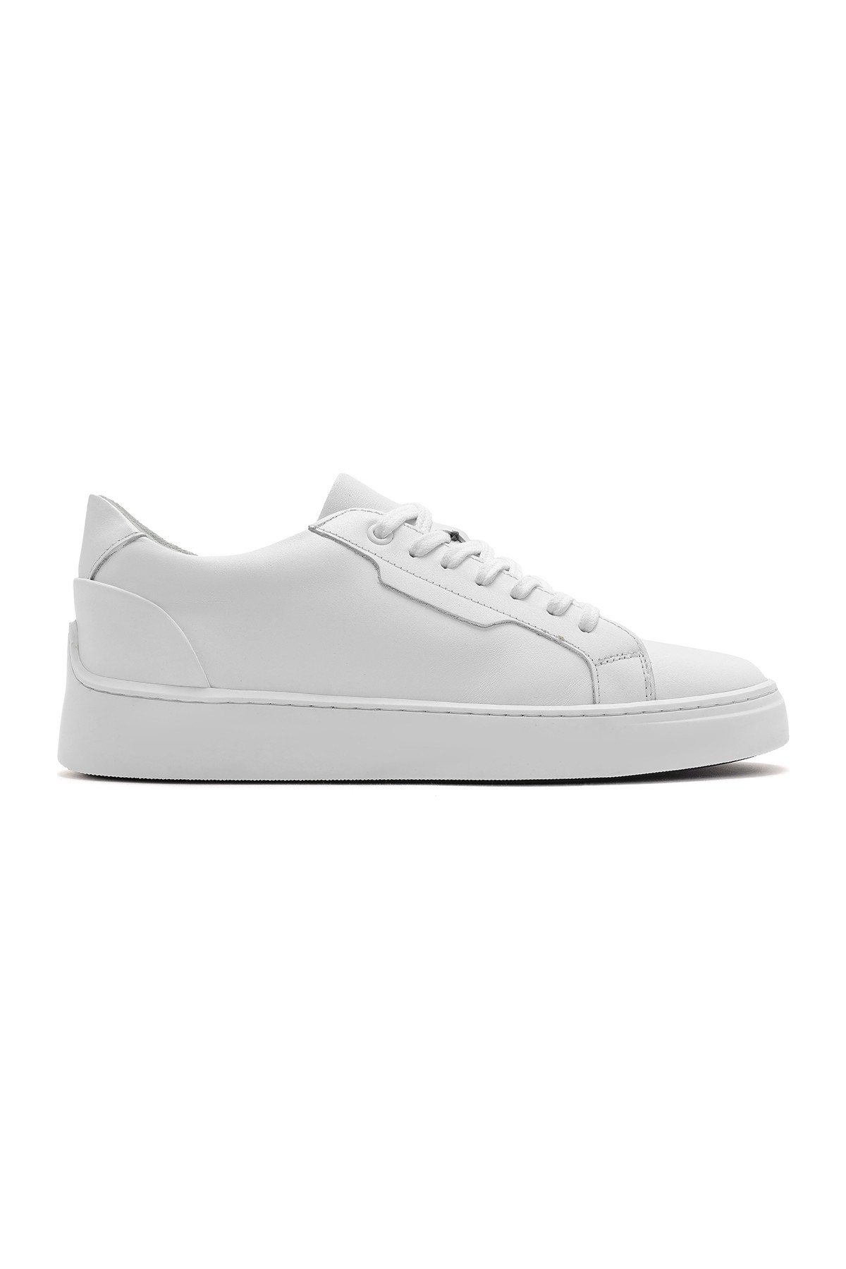 Derimod Erkek Siyah Bağcıklı Kalın Tabanlı Deri Sneaker 26SFD660018
