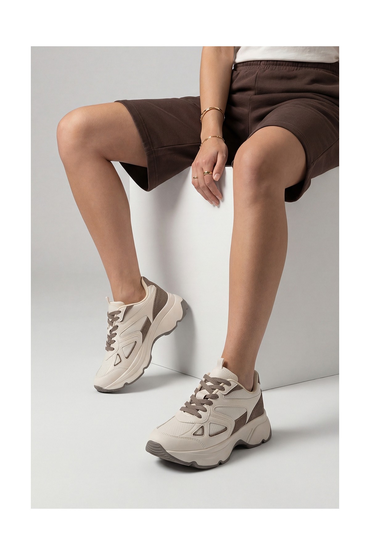Marjin Kadın Sneaker Yüksek Kalın Taban Çok Parçalı Bağcıklı Spor Ayakkabı Vader Ekru görsel 4