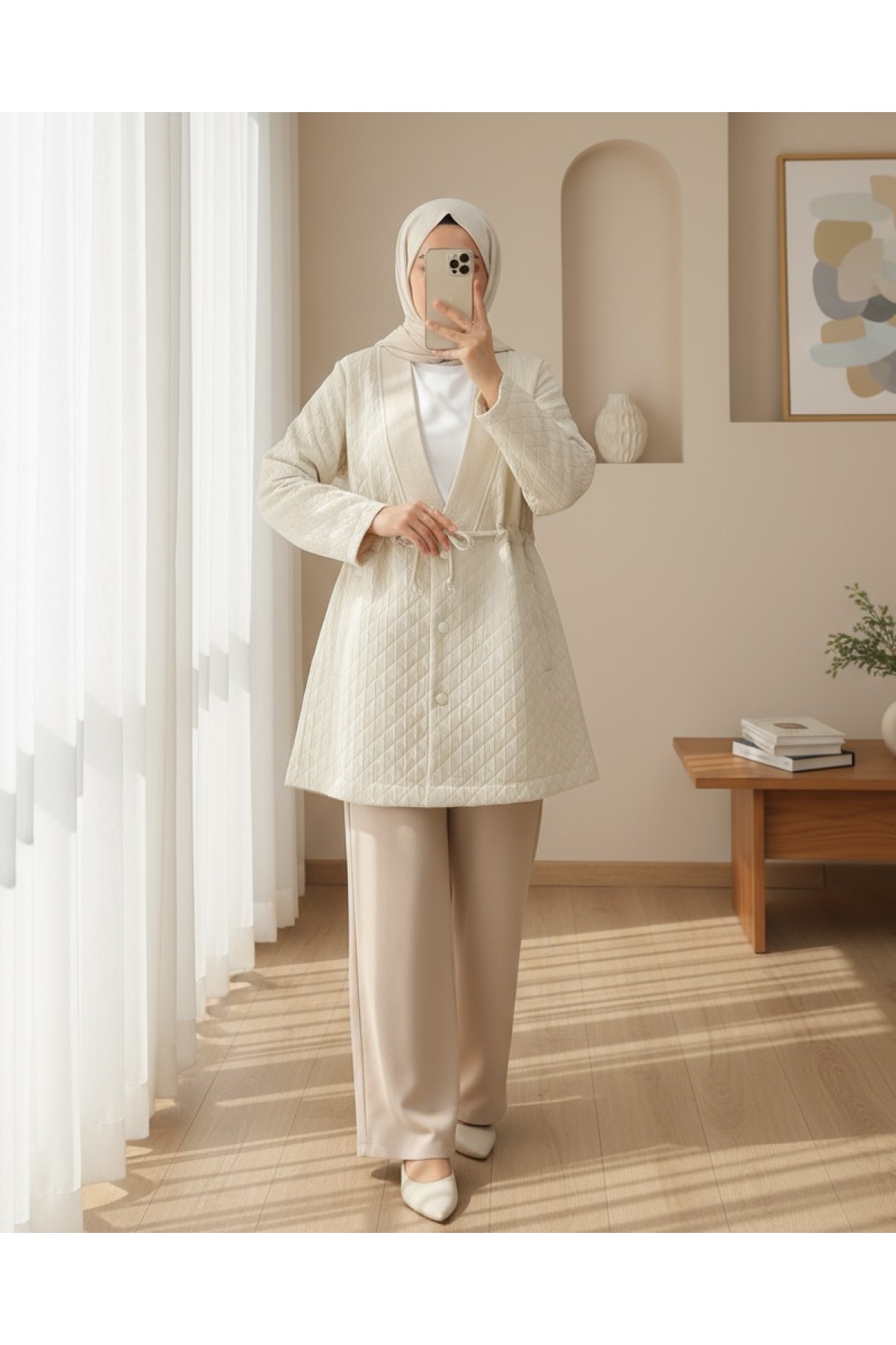 Moda Morfo V Yaka Beli Bağcıklı Cepli Düğmeli Kap -Bej