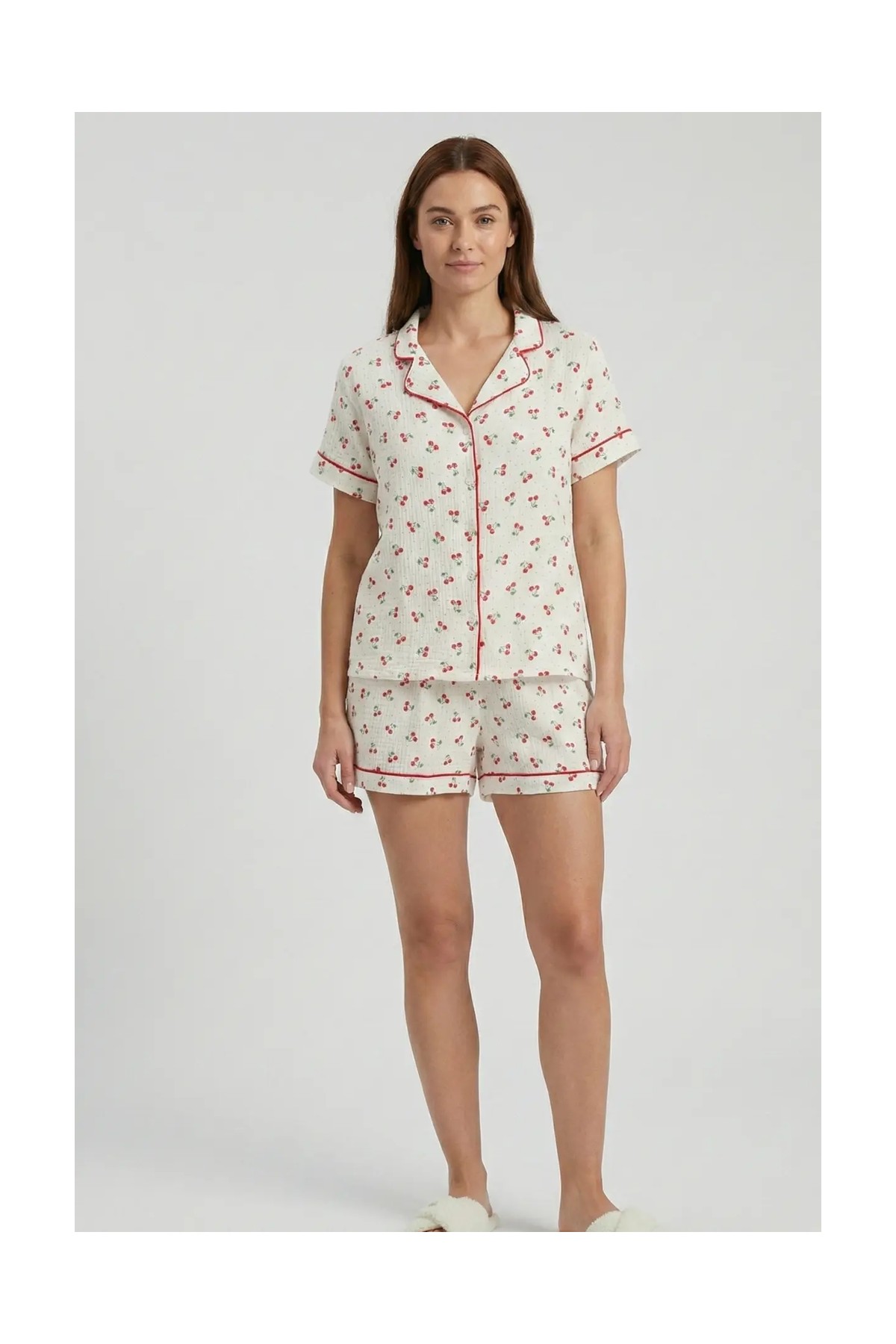 Laperissa Cherry Ekru Biyeli Müslin Dokuma Şortlu Pijama Takımı