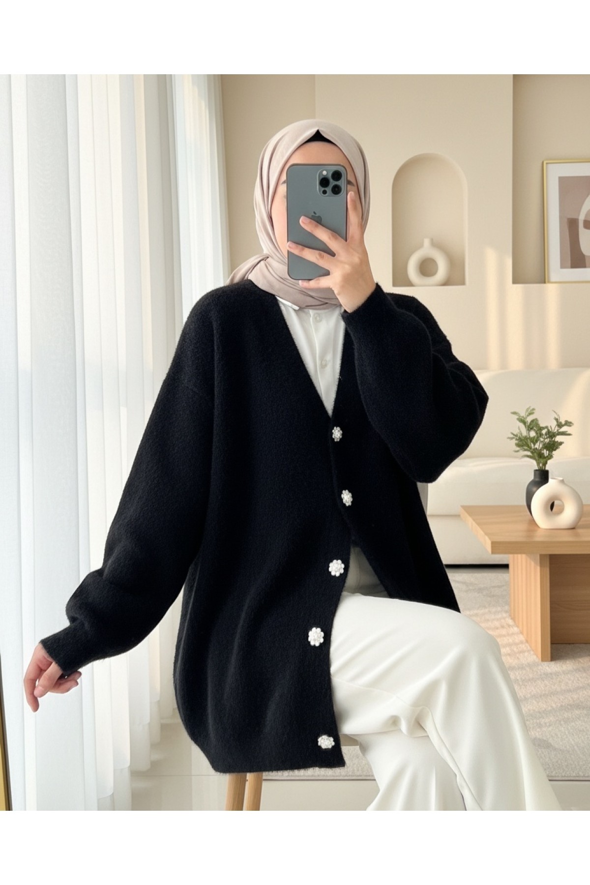 Moda Morfo Önü Düğmeli Sakallı Salaş Triko Hırka -Siyah görsel 6