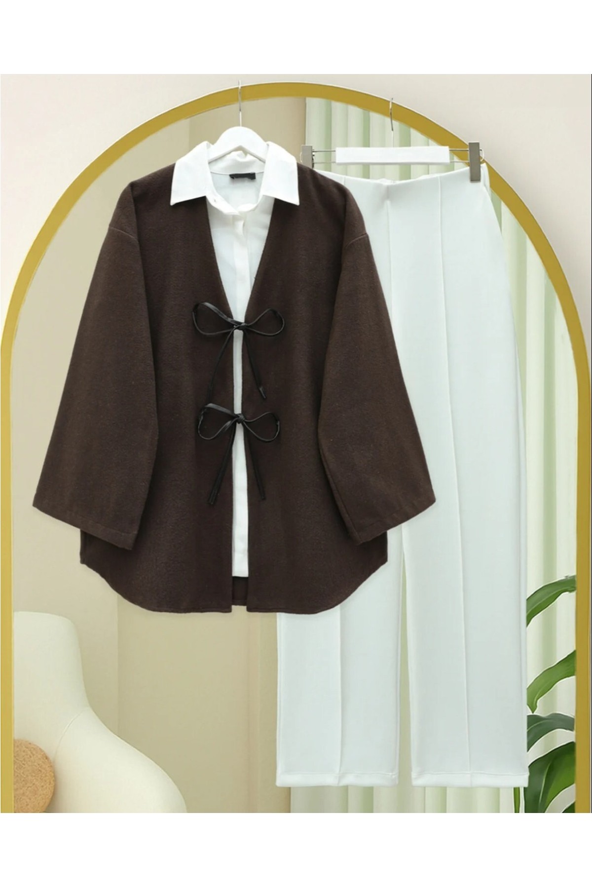 Moda Morfo Önü Bağcıklı Oval Kesim Kaşe Kimono -Laci görsel 3