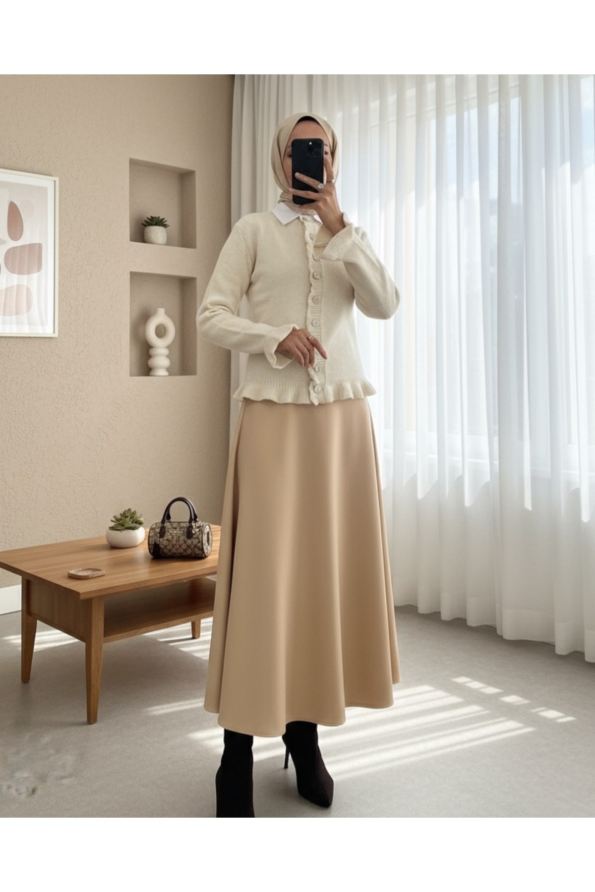 Moda Morfo Düğmeli Önü Ve Eteği Fırfırlı Hırka -Açık Sarı