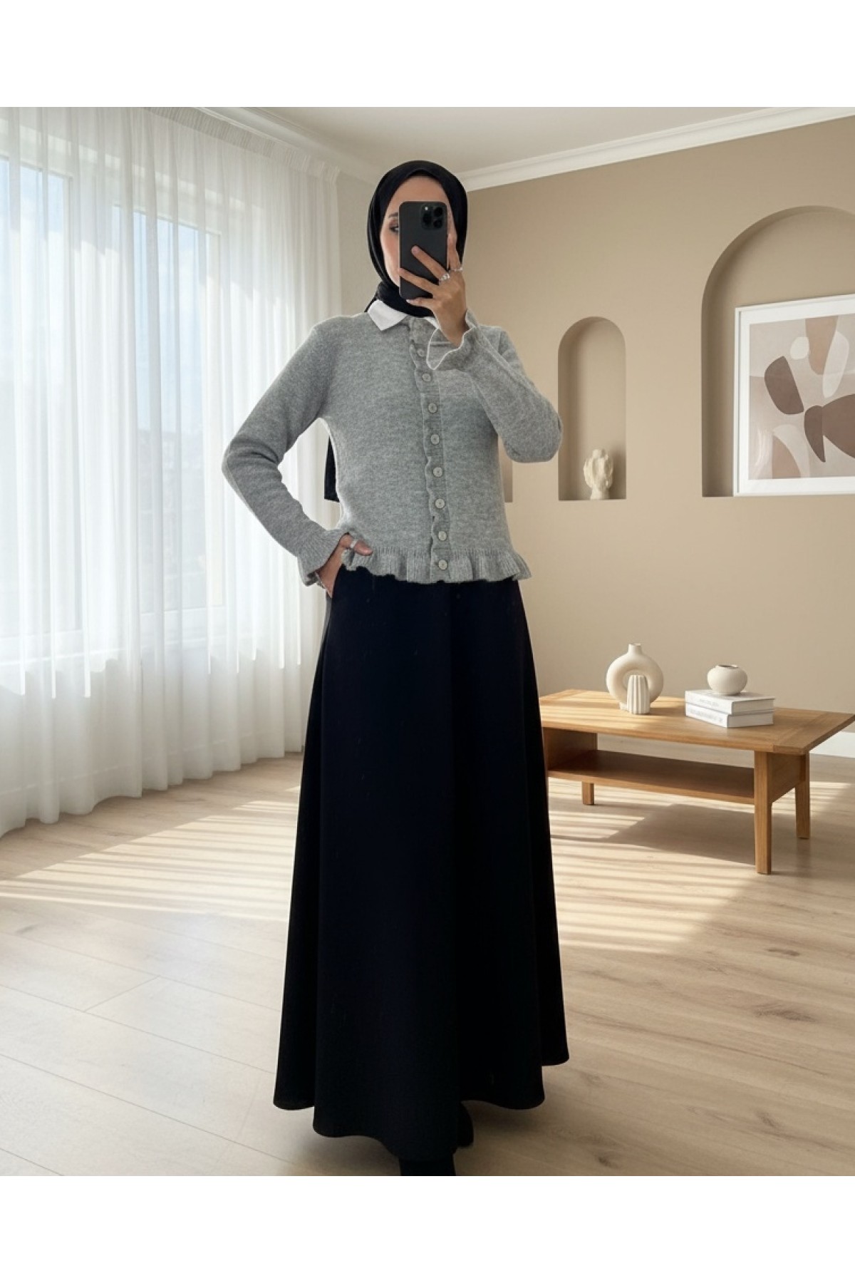 Moda Morfo Düğmeli Önü Ve Eteği Fırfırlı Hırka -Açık Sarı