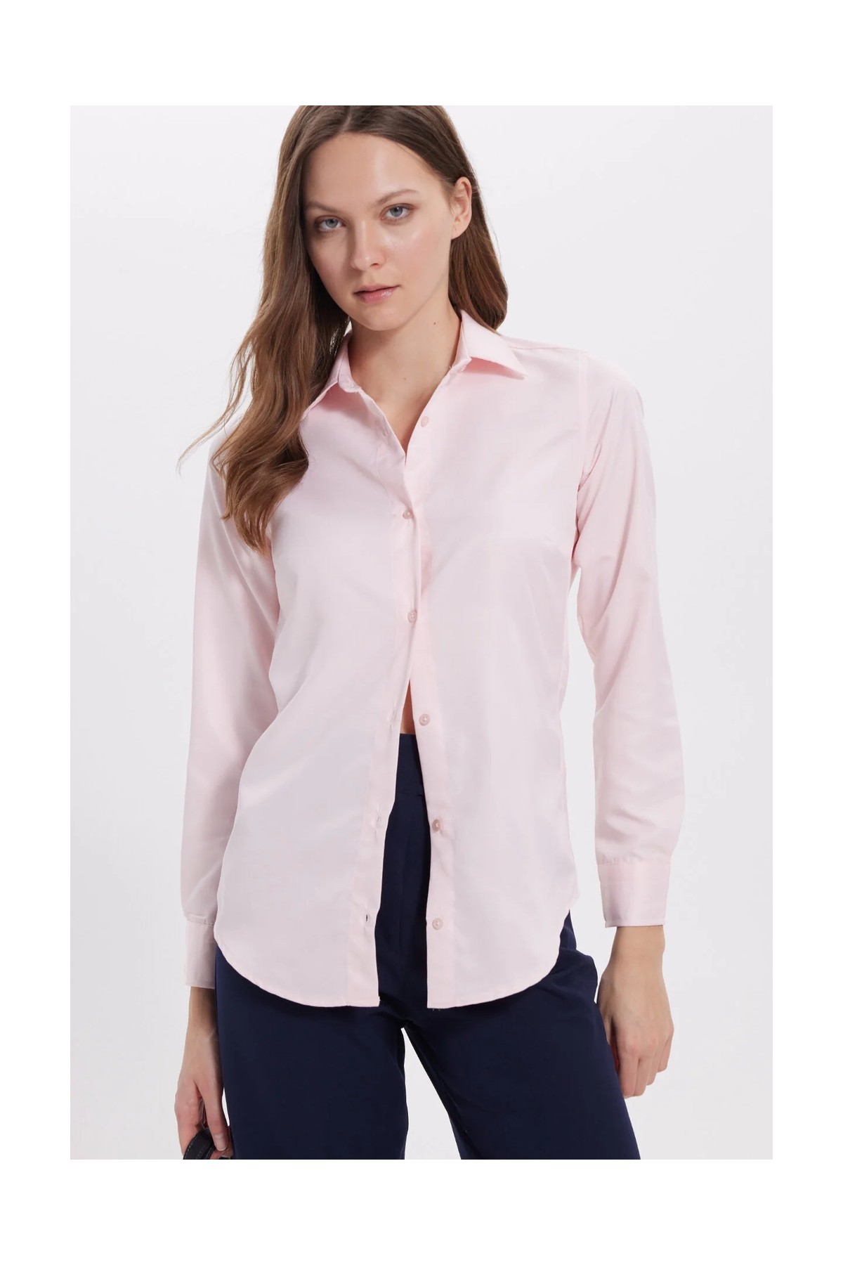 Tudors Kadın Slim Fit Dar Kesim Vücuda Oturan Uzun Kollu Pembe Basic Gömlek görsel 2