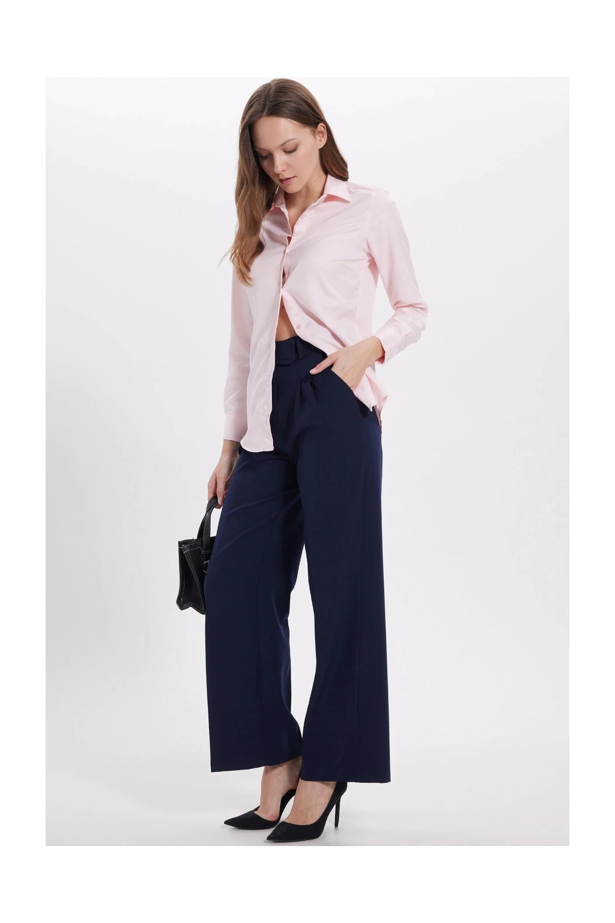 Tudors Kadın Slim Fit Dar Kesim Vücuda Oturan Uzun Kollu Pembe Basic Gömlek görsel 3