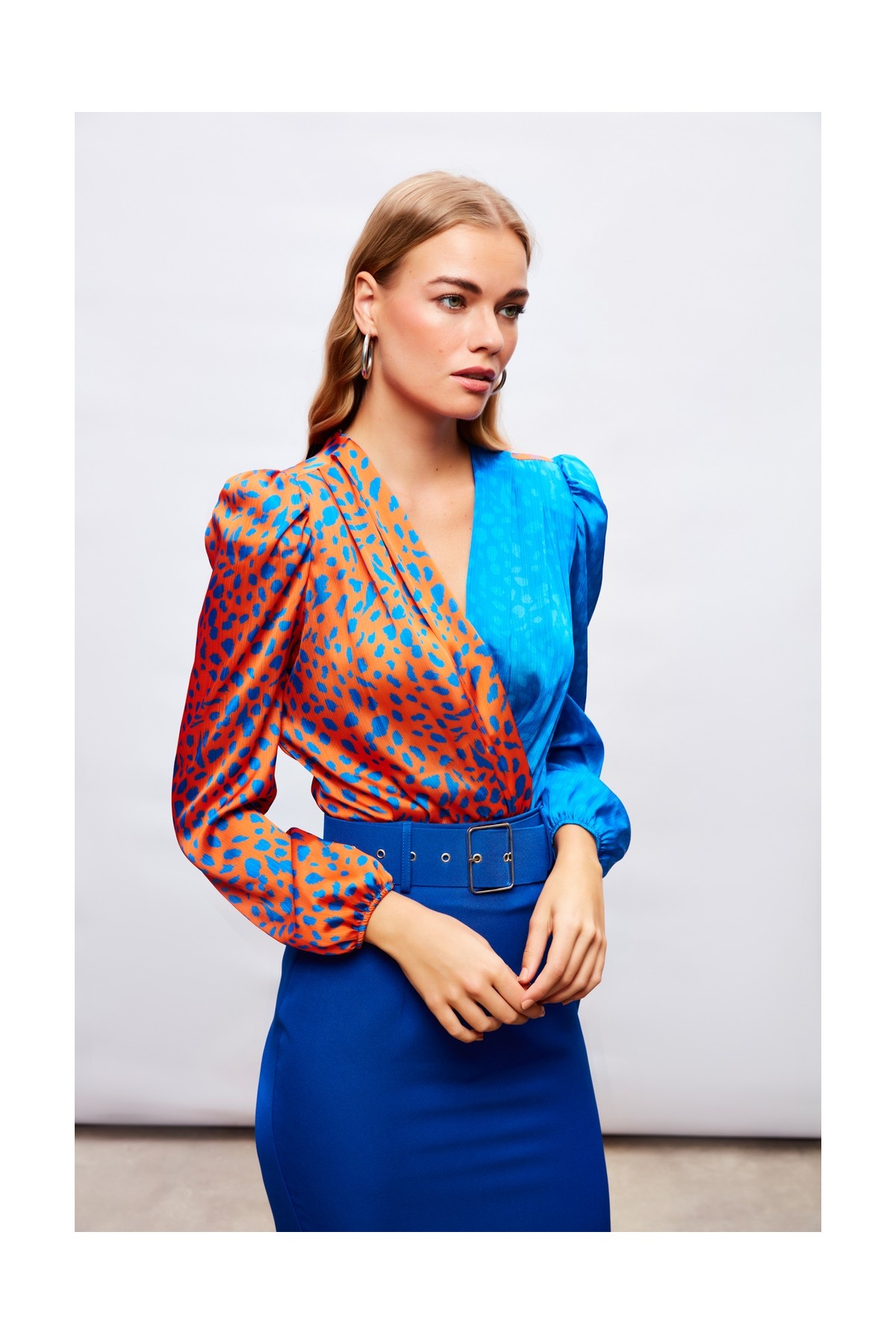 Sateen Kruvaze Desenli Bodysuit - Oranj-Sax Mavi görsel 7