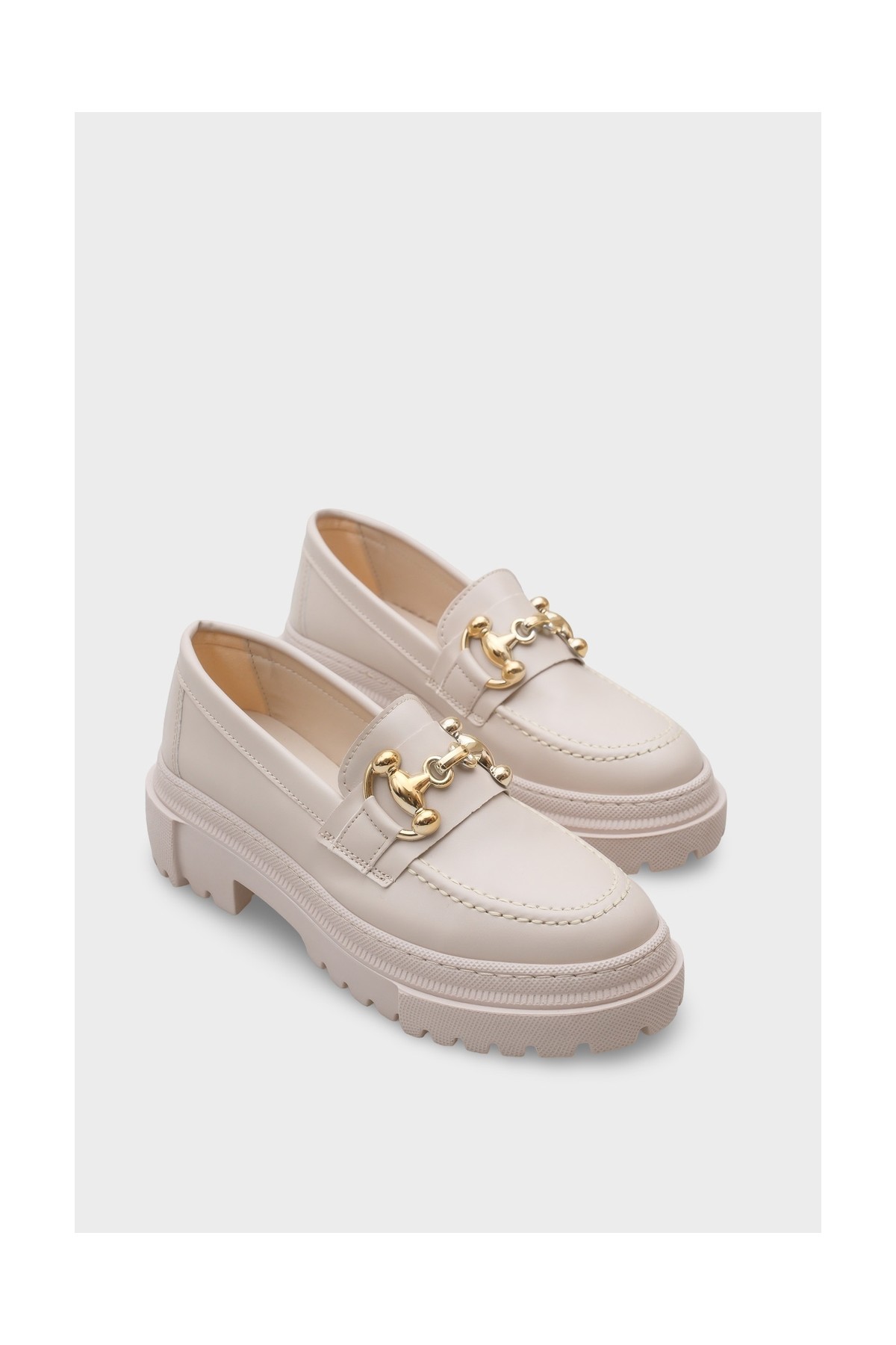 Capone Outfitters Denni Oval Burunlu Metal Tokalı Trak Tabanlı Kadın Loafer görsel 6