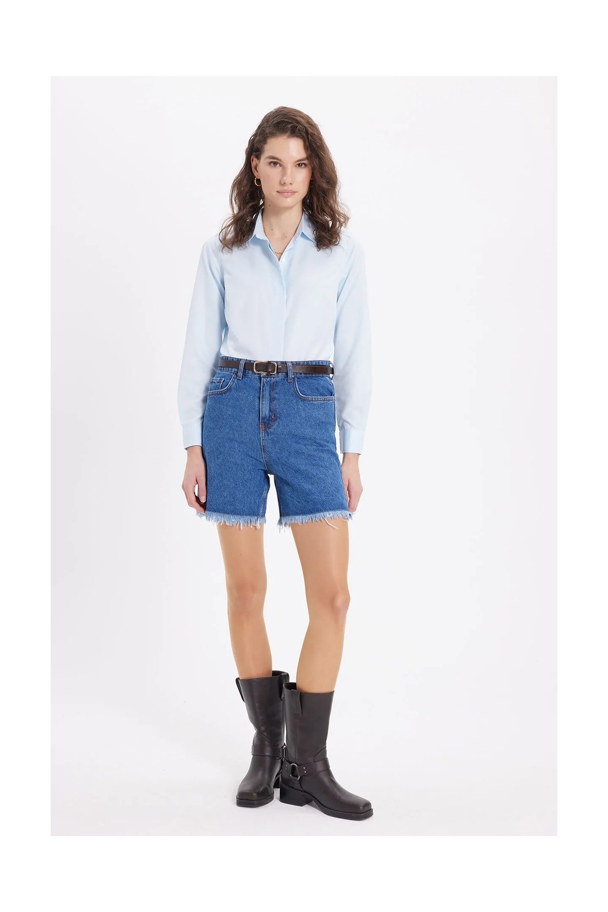Tudors Kadın Slim Fit Dar Kesim Vucüda Oturan Uzun Kollu Gizli Düğme Detaylı Mavi Basic Gömlek görsel 3