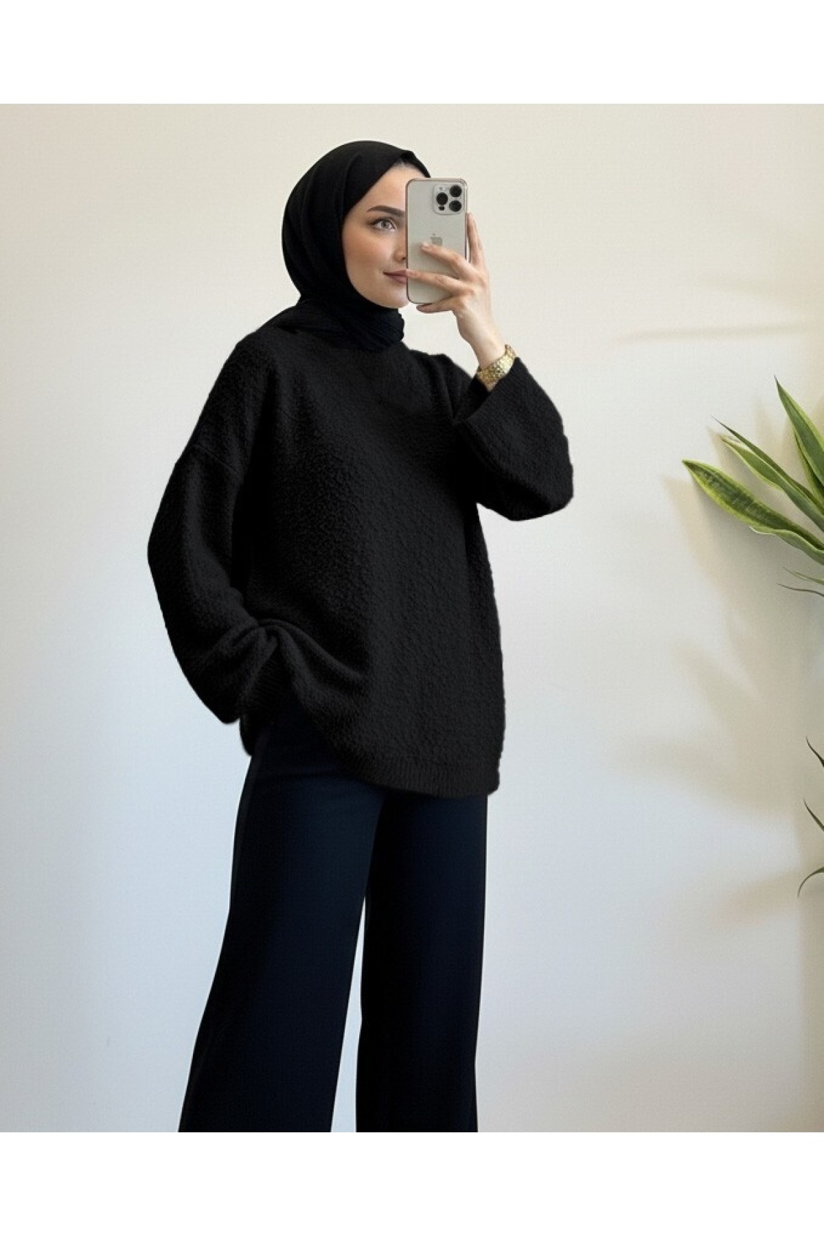 Moda Morfo Ponpon Dokulu Salaş Triko Kazak -Siyah görsel 2