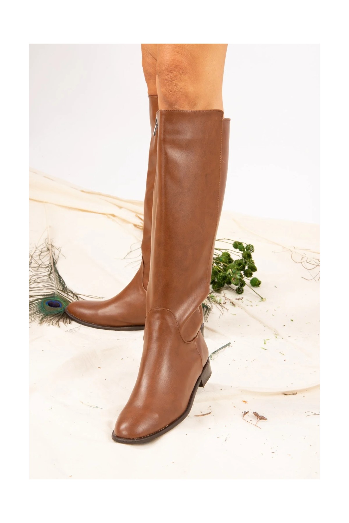Fox Shoes Kadın Taba Çizme Suni Deri Klasik Topuk 3 cm Günlük Kullanımda Konfor Sağlar görsel 5