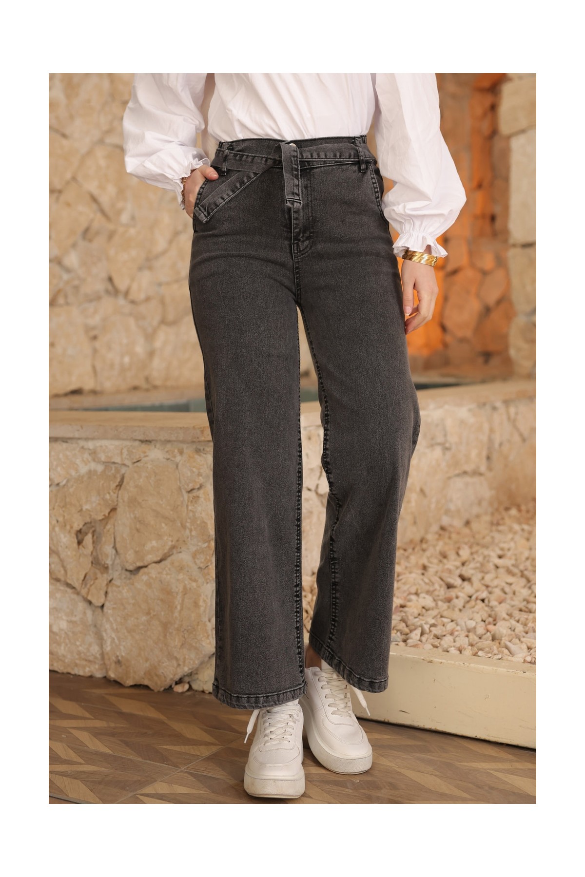 İmaj Butik Füme Bel Kuşaklı Bol Paça Kot Pantolon