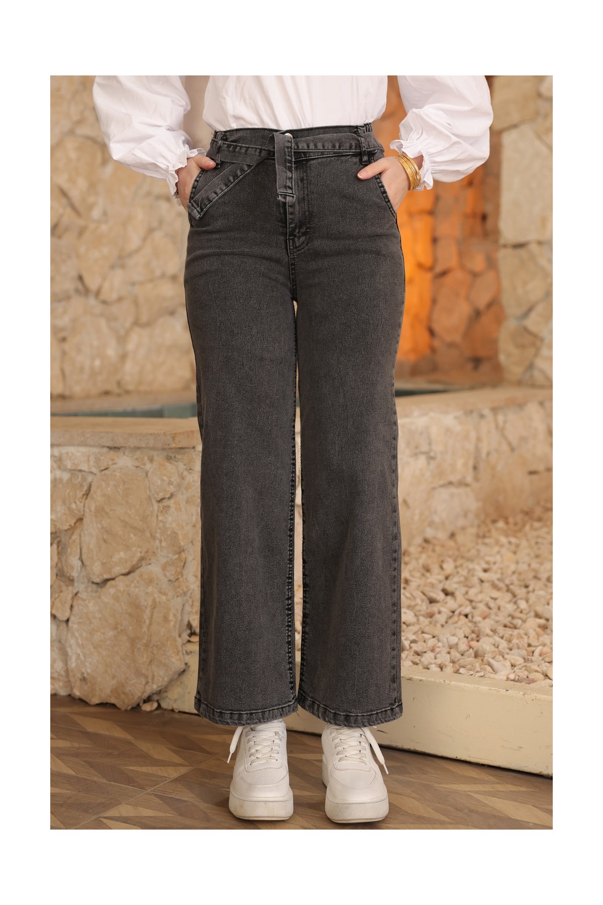 İmaj Butik Füme Bel Kuşaklı Bol Paça Kot Pantolon görsel 2