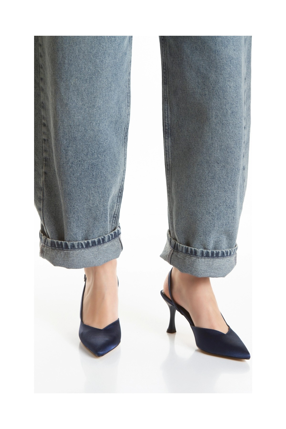 MFT Ayakkabı Kadın Sivri Burunlu Arkası Açık Ince Topuklu Stiletto Sedef görsel 5