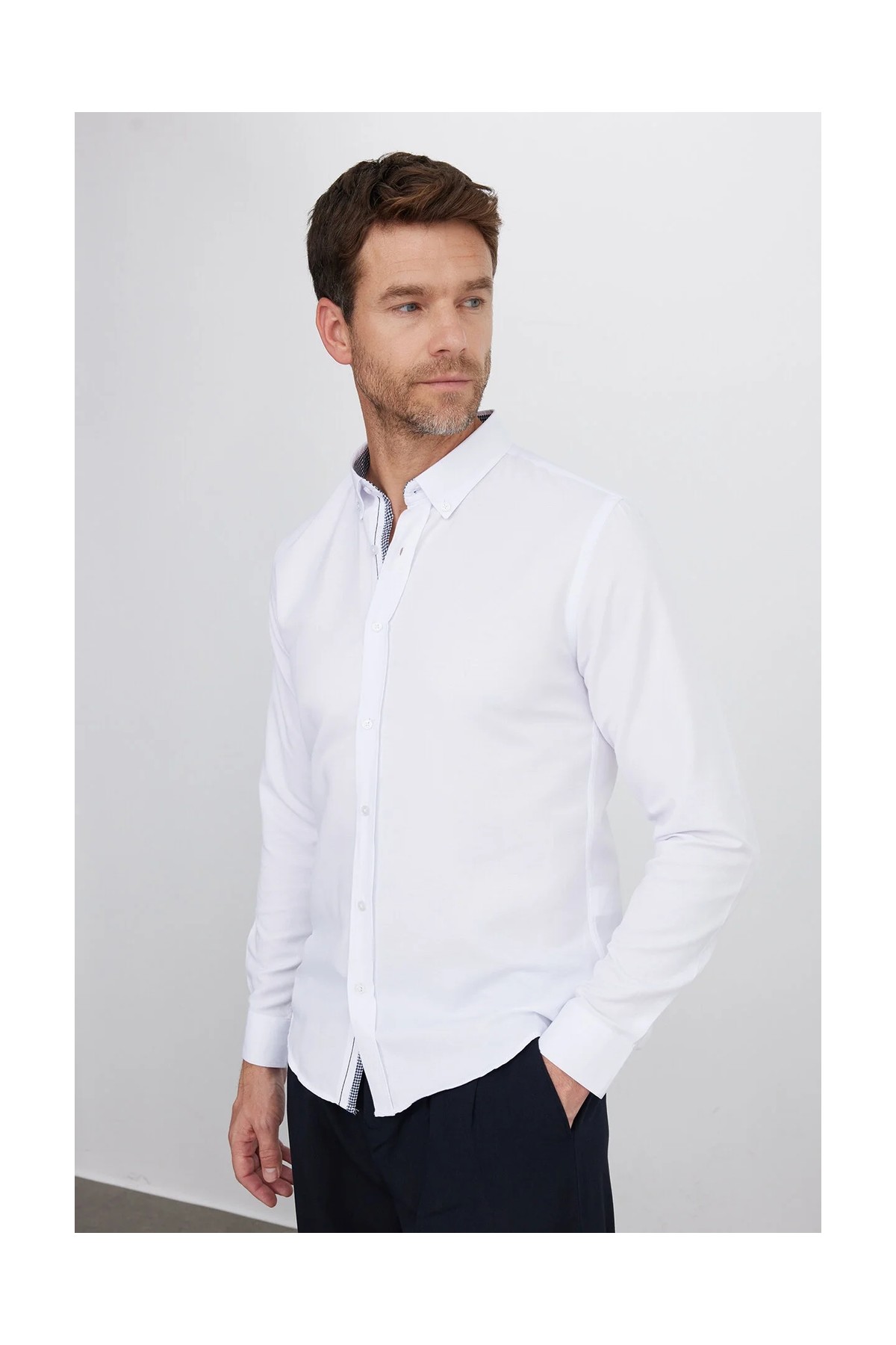 Tudors Slim Fit Uzun Kollu Düğmeli Yaka Pamuklu Kolay Ütü Düz Erkek Gömlek görsel 7