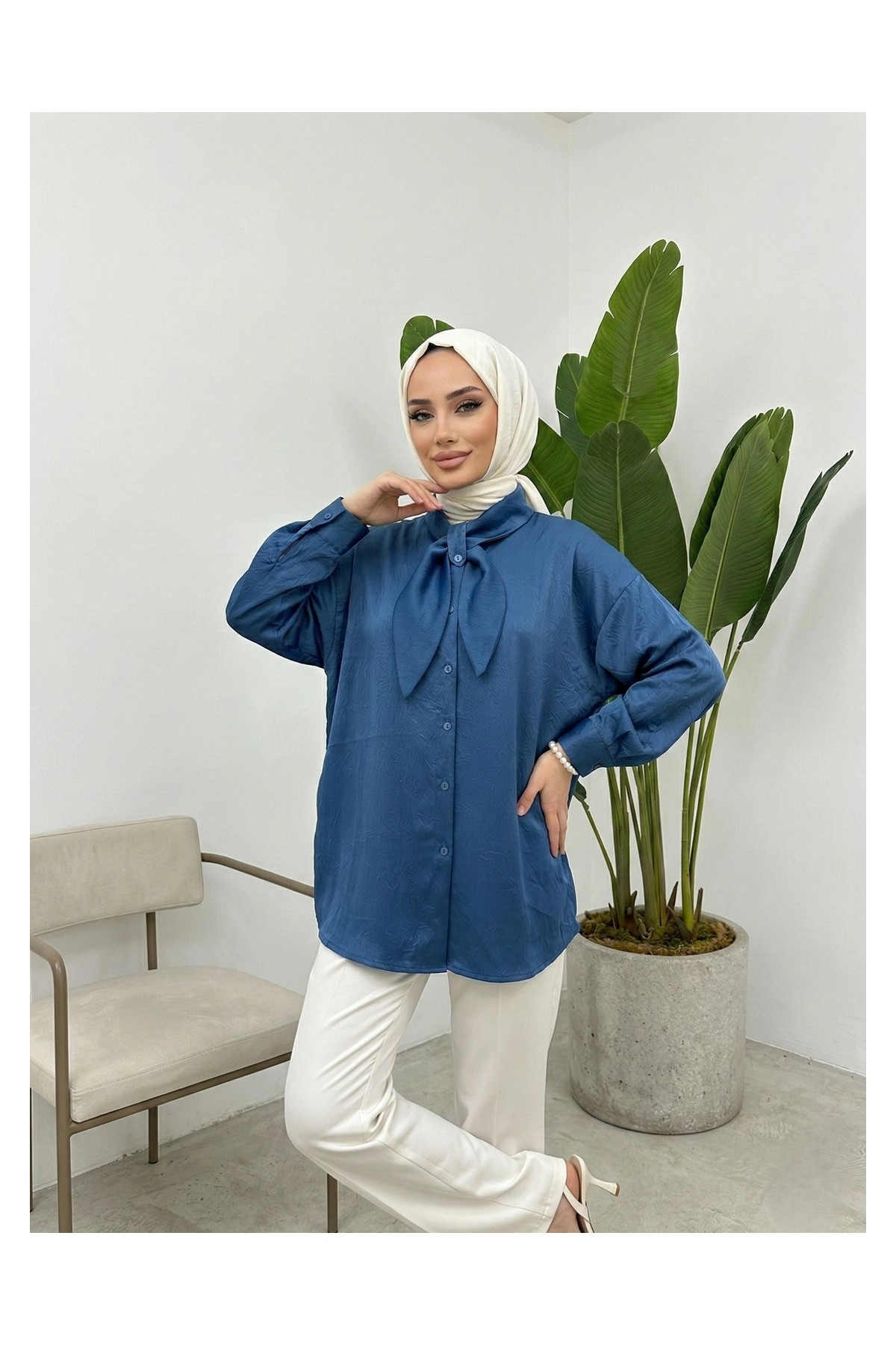 Foremia Yaka Detay Saten Tunik-Lacivert - görsel 6