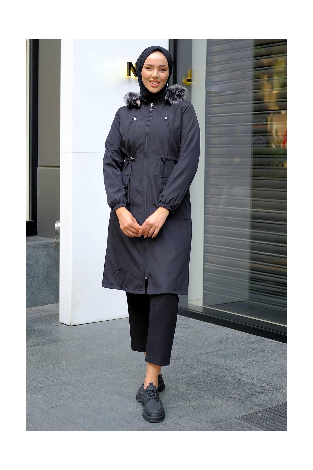 Hafsa Mina Süs Cepli İçi Peluş Mont Siyah HM2295 görsel 6
