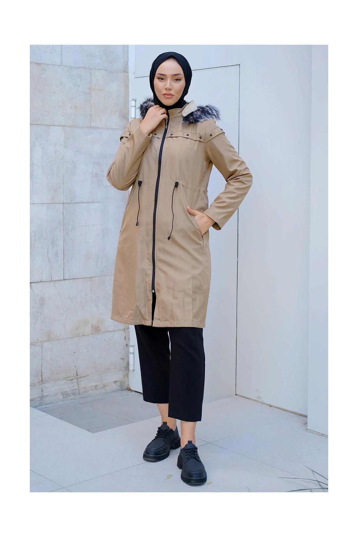 Hafsa Mina Yıldızlı İçi Kürklü Mont Bej HM2288 görsel 6