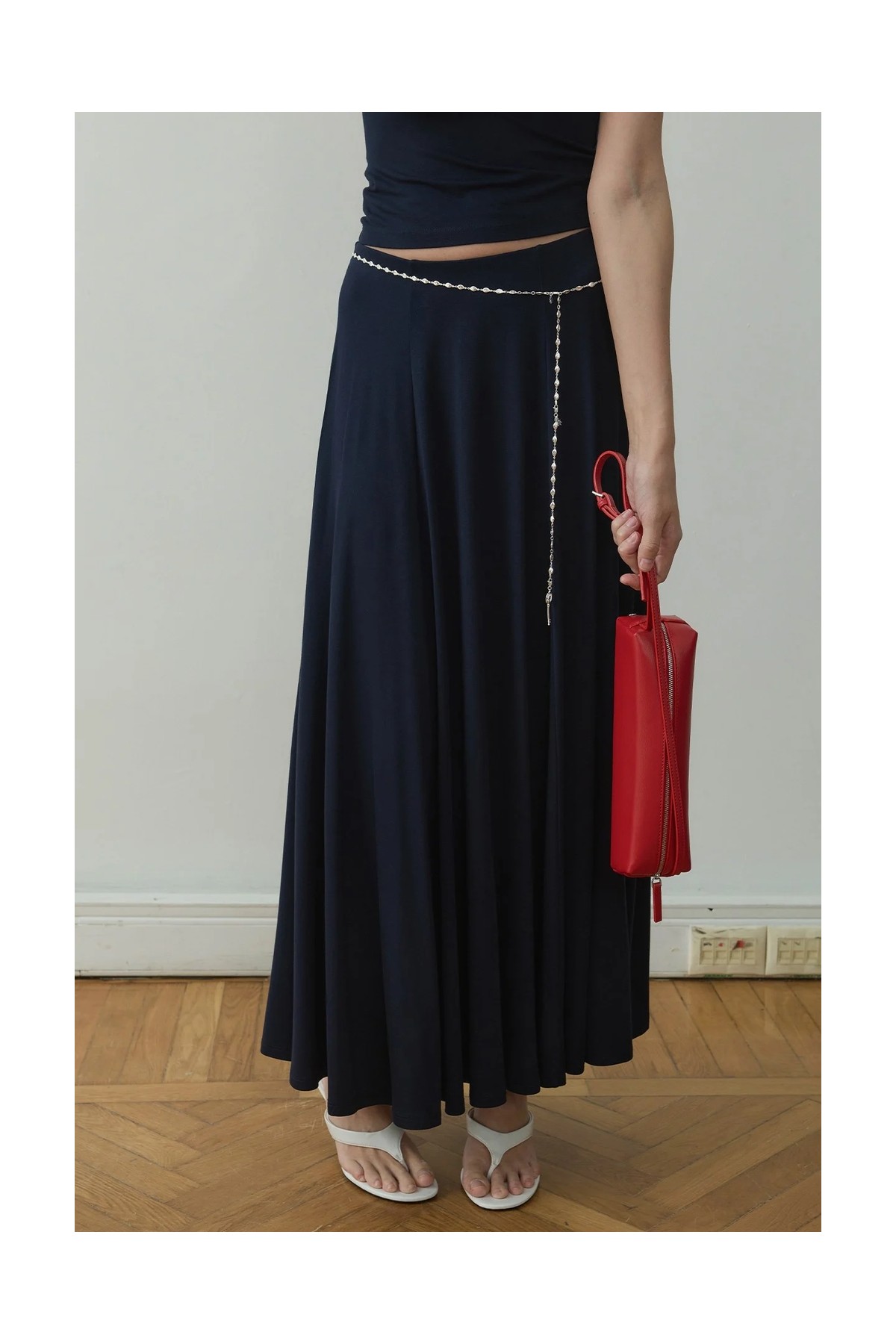 Suud Collection Siyah Kate Dökümlü Uzun Etek görsel 5