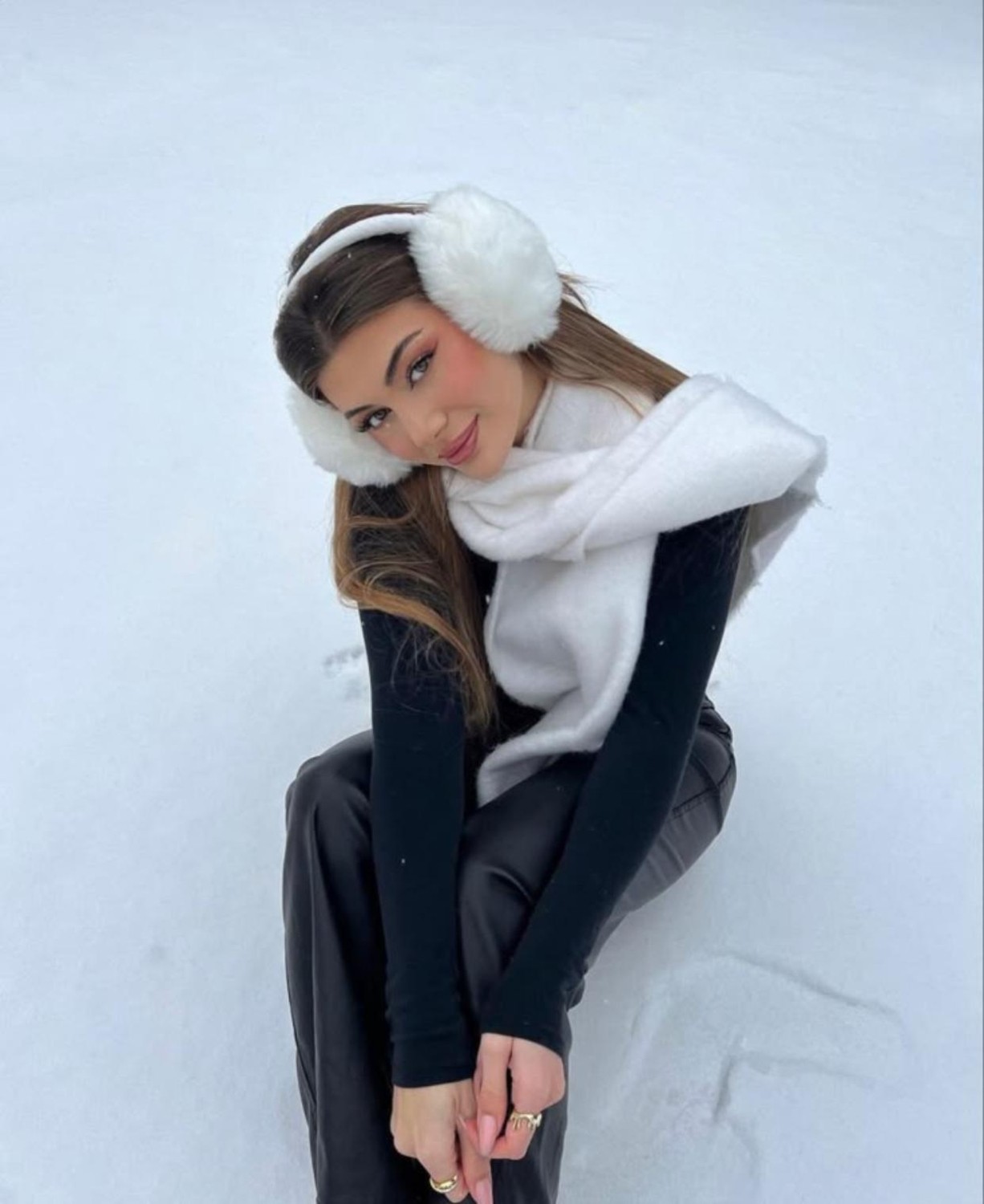 Wearflawless 2'li Takım Peluş Kulaklık ve Soft Atkı Takımı, Kışlık Kulaklık ve Atkı Seti,yılbaşı Hediyesi görsel 2