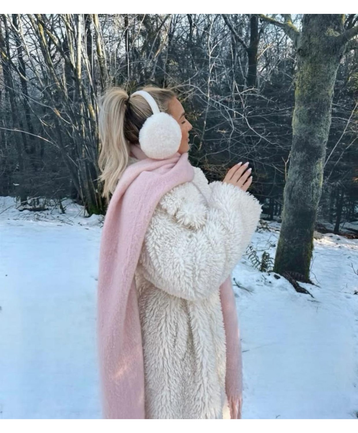 Wearflawless Peluş Katlanabilir Kulaklık , Soğuktan Koruyucu Peluş Kışlık Kulaklık, Kışlık Hediye görsel 3