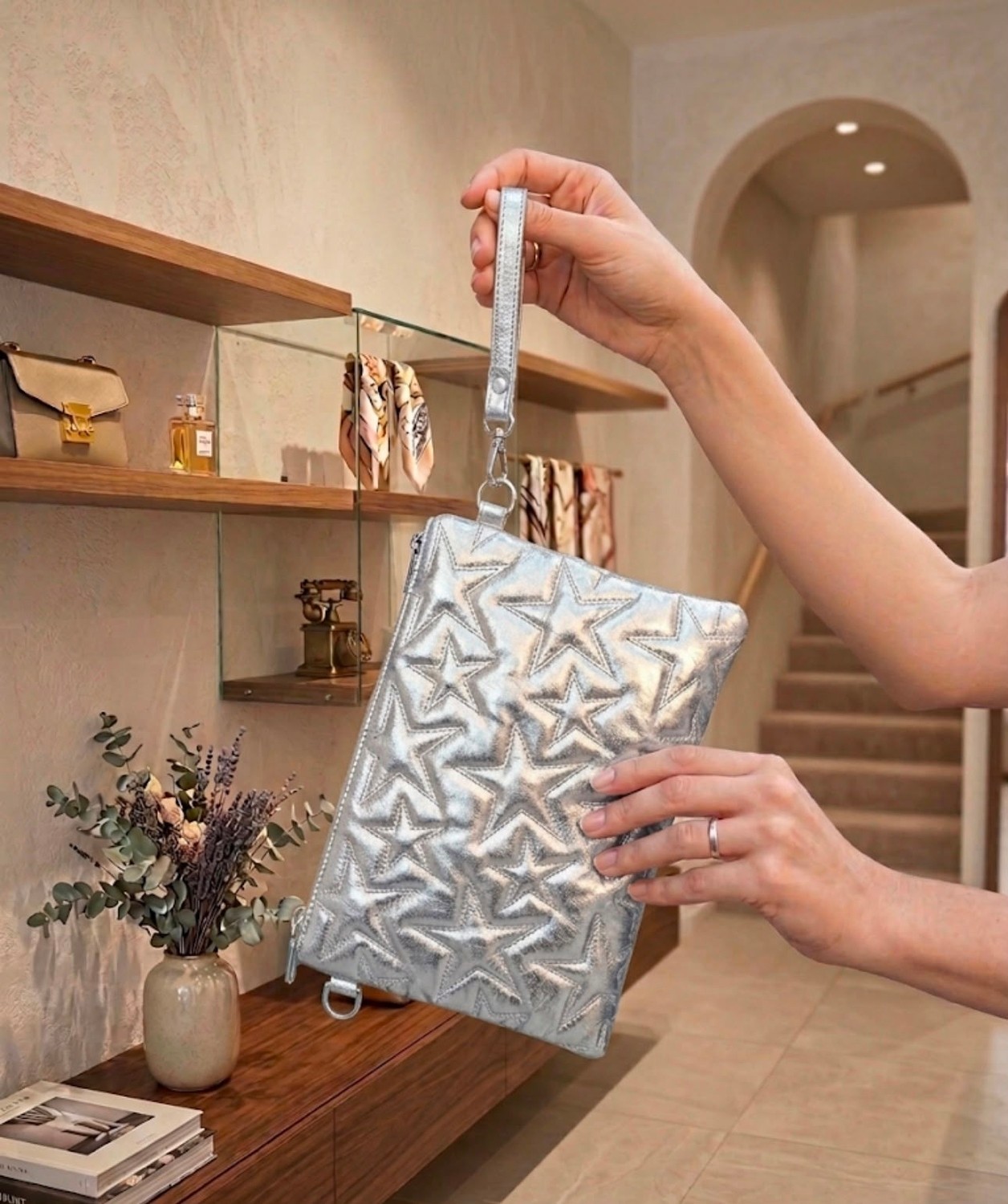 Addy Celestial Star Bag Yıldızlı Zincir Askılı El ve Omuz Çantası