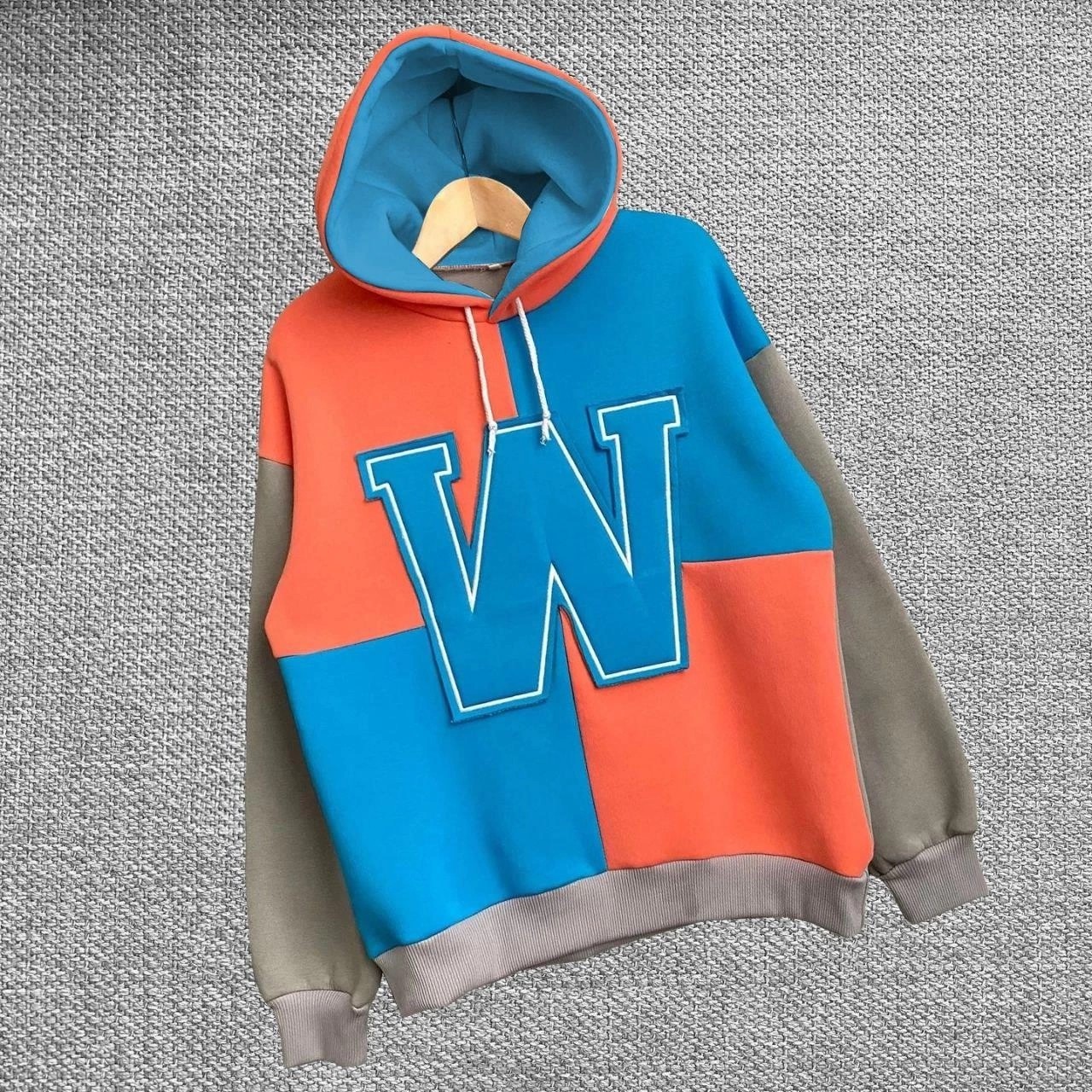 Tarz Yeri Kadın W Nakış Işlemeli Kapüşonlu 3 Iplik Pamuklu Parçalı Sweatshirt Hoodie - Mavi görsel 5