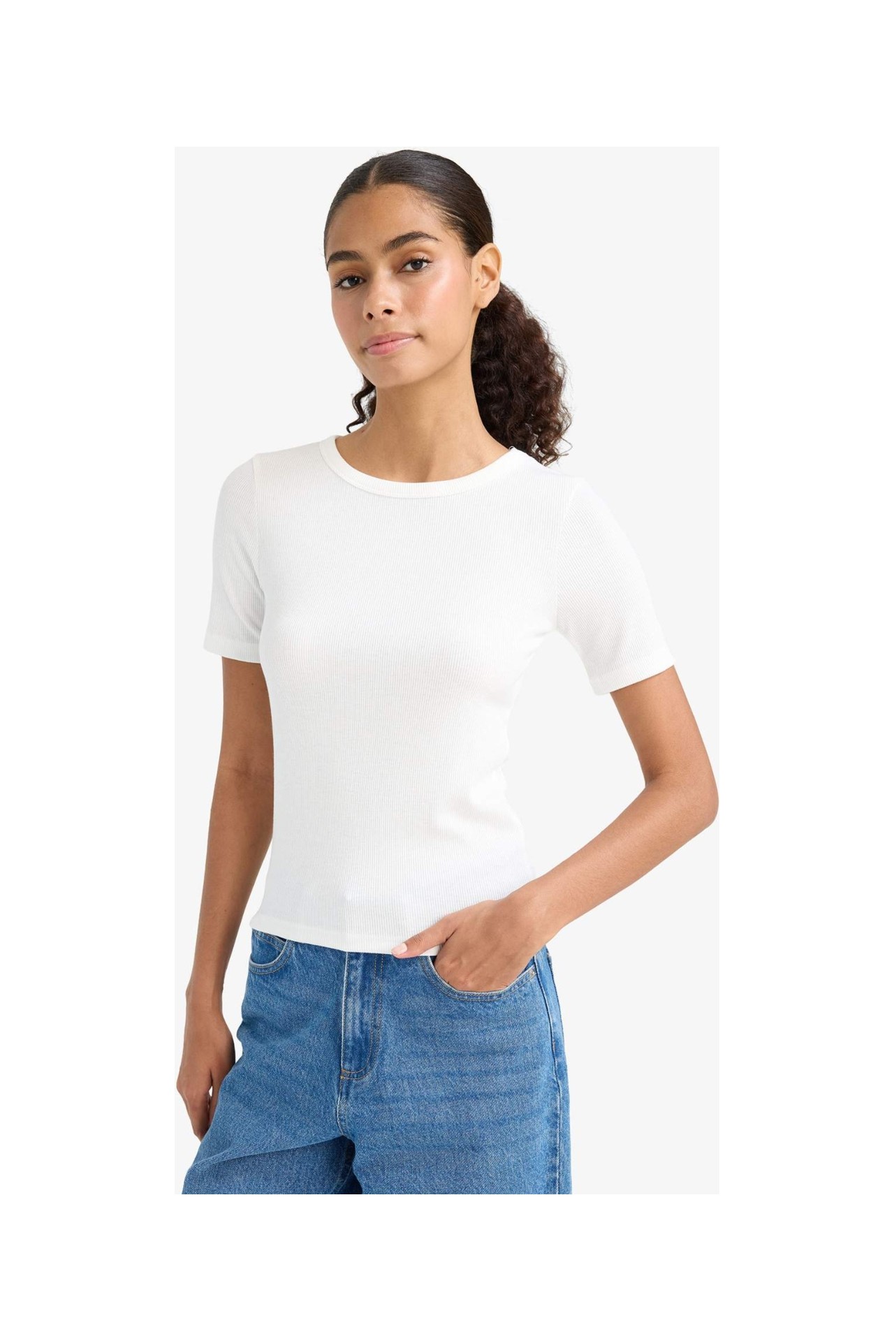DeFacto Slim Fit Bisiklet Yaka Basic Fitilli Kısa Kollu Tişört C0097AX25AU görsel 5
