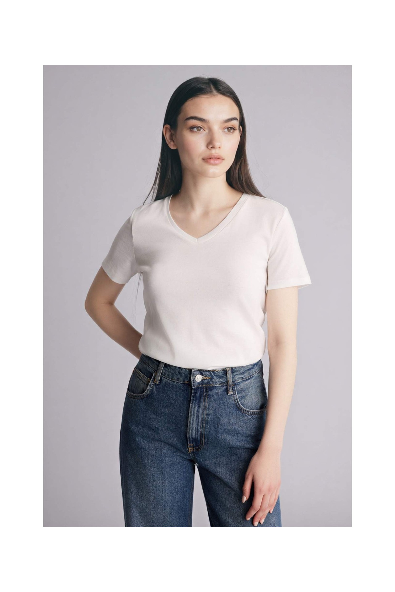 DeFacto %100 Pamuk Slim Fit V Yaka Basic Düz Ribana Kısa Kollu Tişört I1080AZ26SP