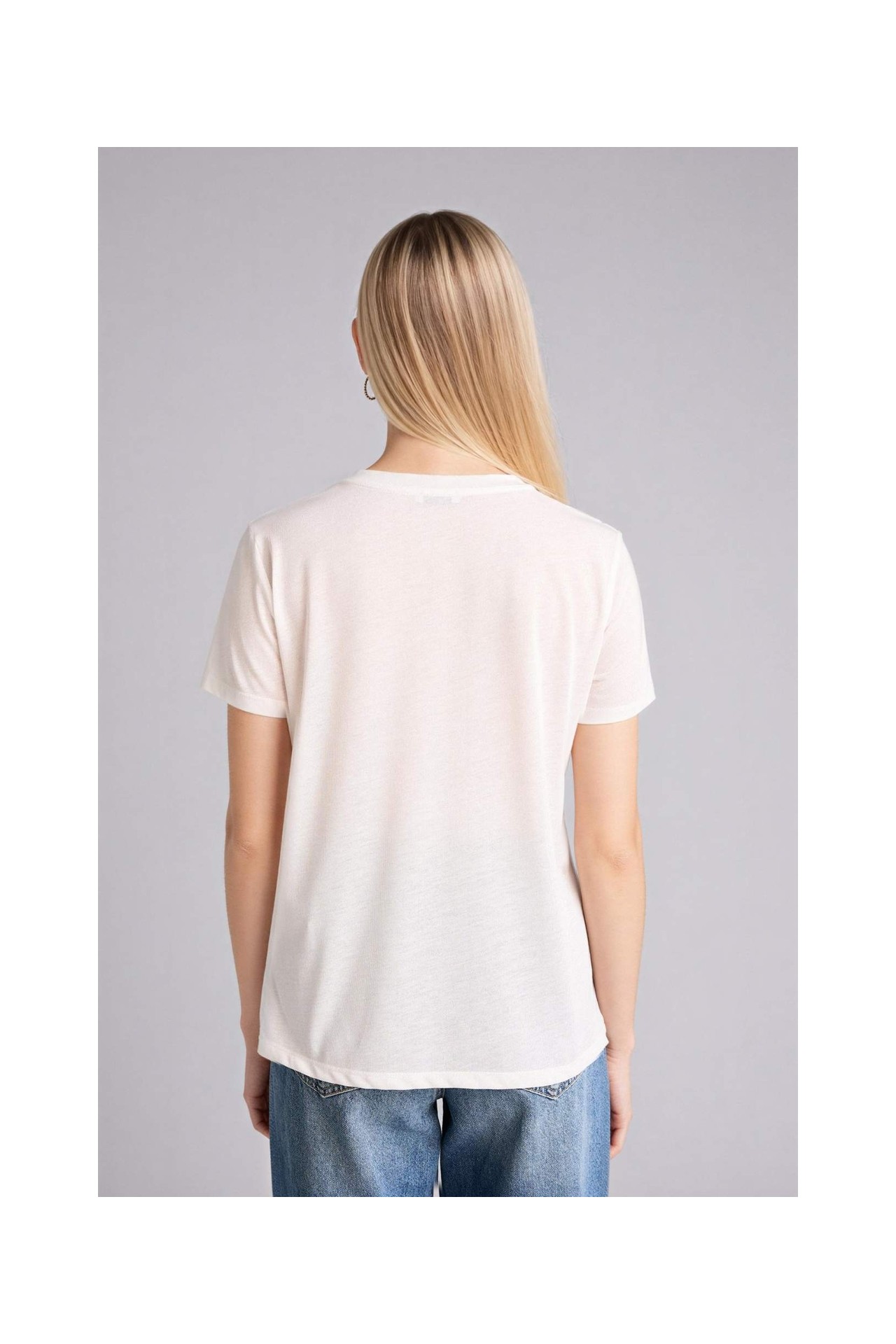 DeFacto Regular Fit Bisiklet Yaka Çiçekli Kısa Kollu Tişört H1394AX26SM görsel 5