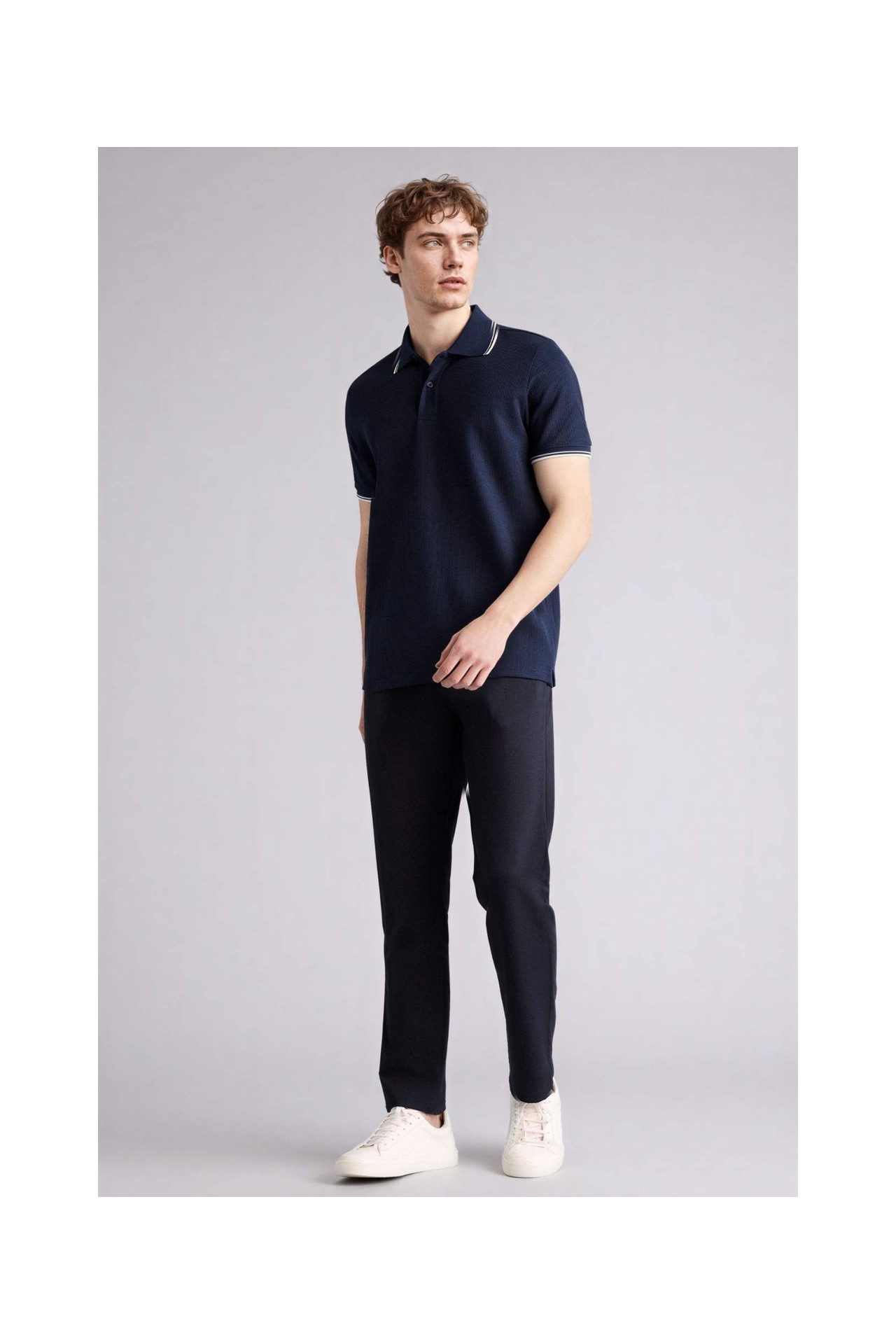 DeFacto Esnek Basic Beli Bağcıklı Cepli Düz Paça Jogger Pantolon C6022AX26SP görsel 2