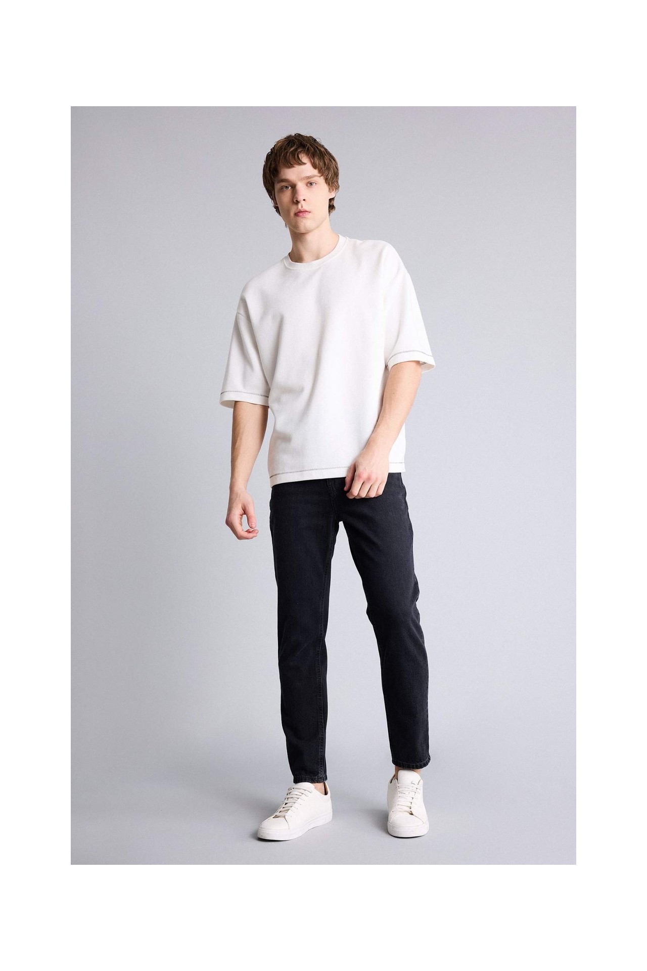 DeFacto %100 Pamuk 90's Slim Fit Dar Paça Jean Yıkamalı Pantolon D8587AX26SP görsel 2