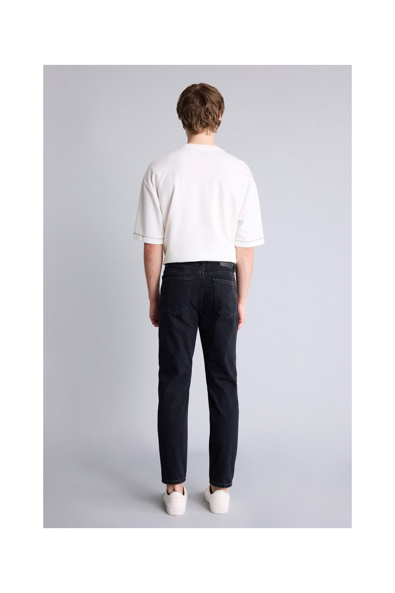 DeFacto %100 Pamuk 90's Slim Fit Dar Paça Jean Yıkamalı Pantolon D8587AX26SP görsel 6