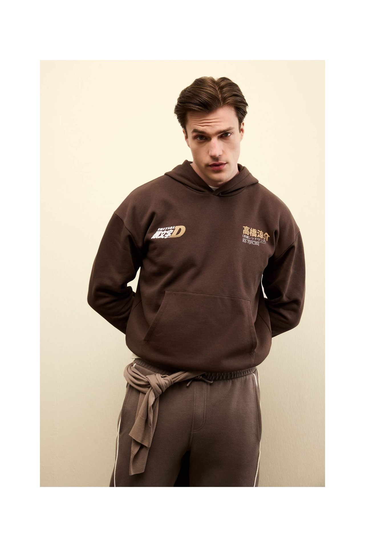 DeFacto Pamuklu Initial D Boxy Fit Kapüşonlu Baskılı Kalın Sweatshirt Kumaşı Sweatshirt F9760AX26SP görsel 3