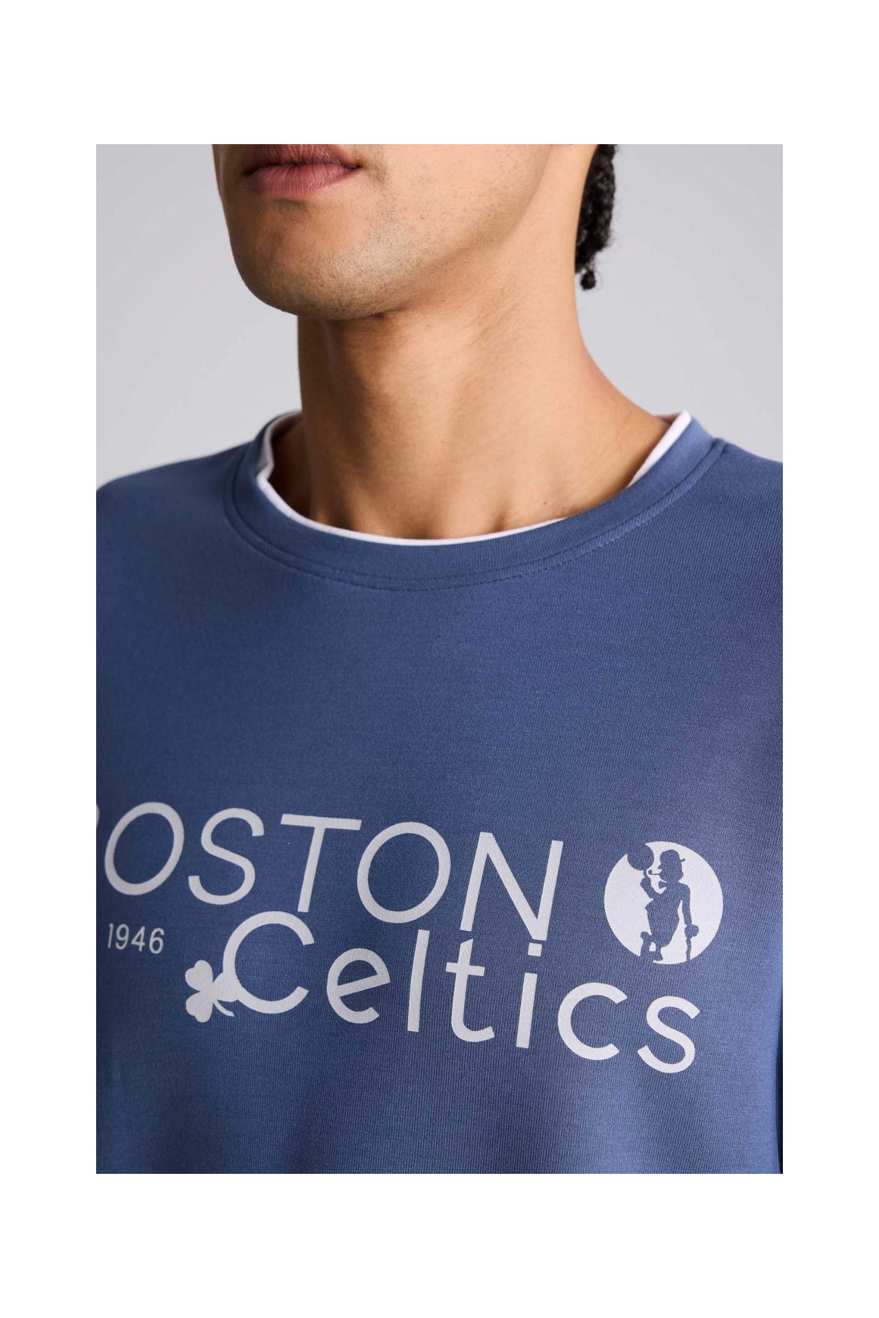 DeFacto NBA Boston Celtics Boxy Fit Bisiklet Yaka Skuba Dalgıç Kumaş Sweatshirt F6975AX26SP görsel 4