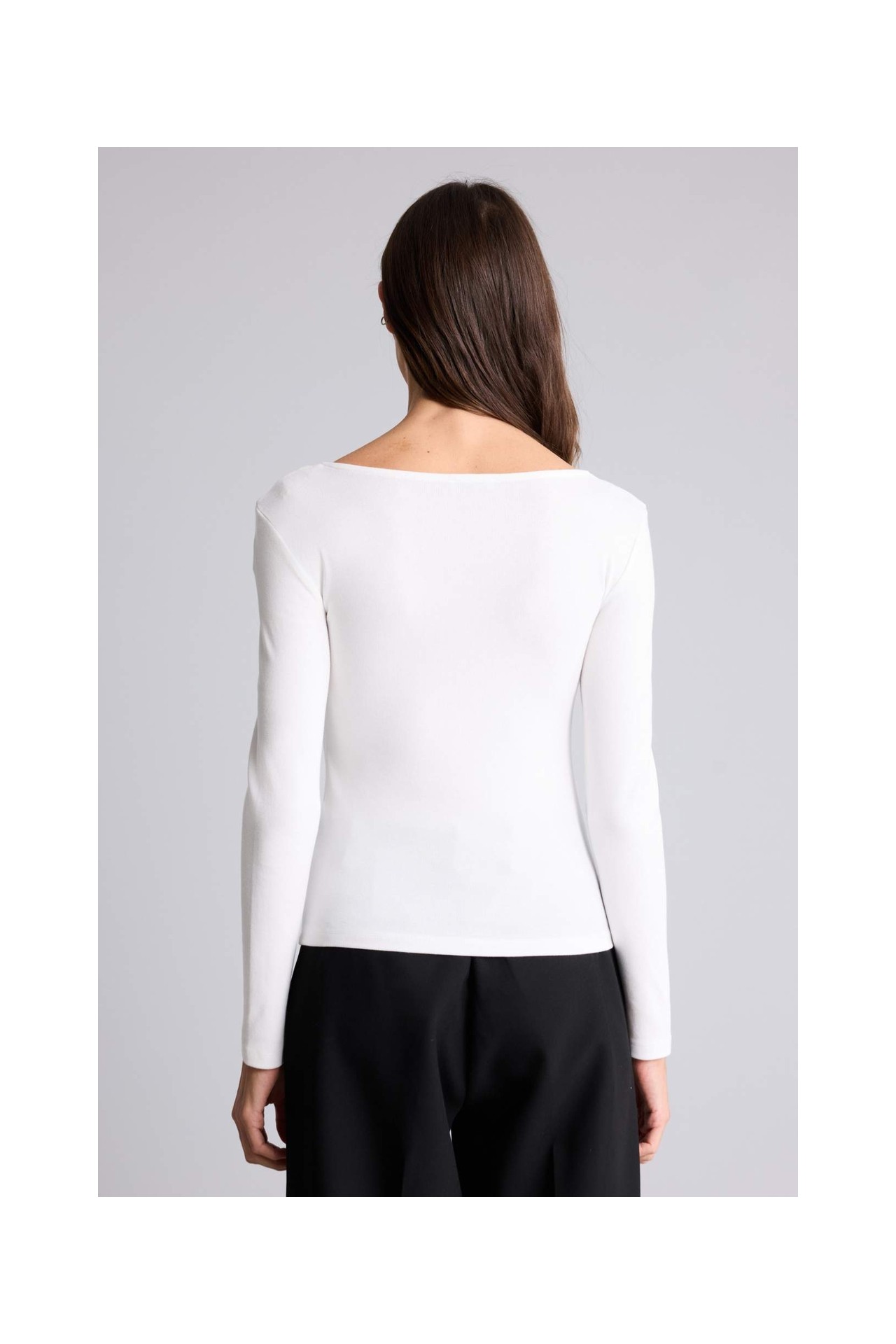 DeFacto Slim Fit Kare Yaka Basic Düz Modal Uzun Kollu Tişört G8527AX26SP görsel 5