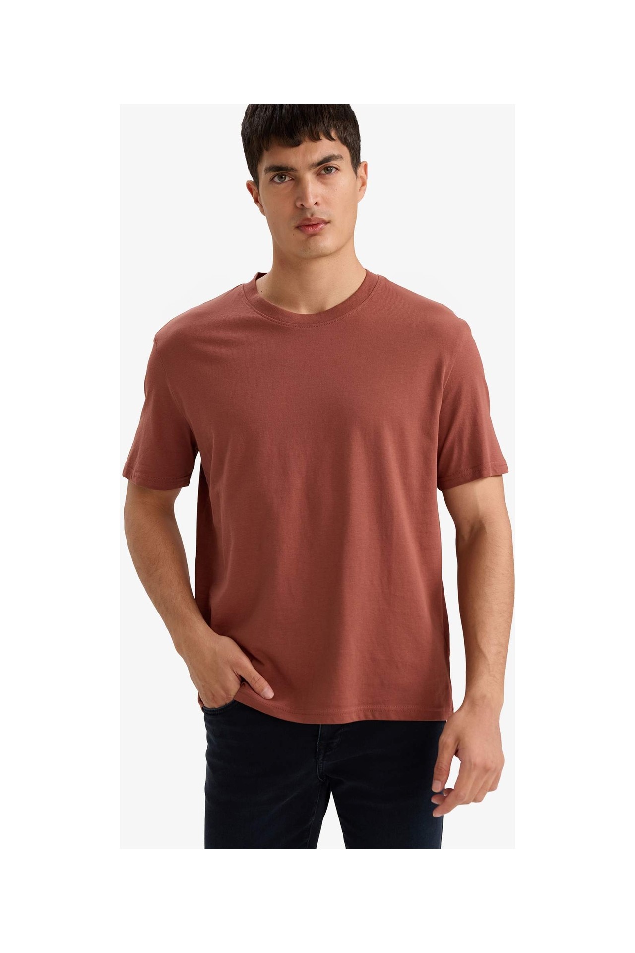 DeFacto %100 Pamuk New Regular Fit Basic Tişört V7699AZ26SP