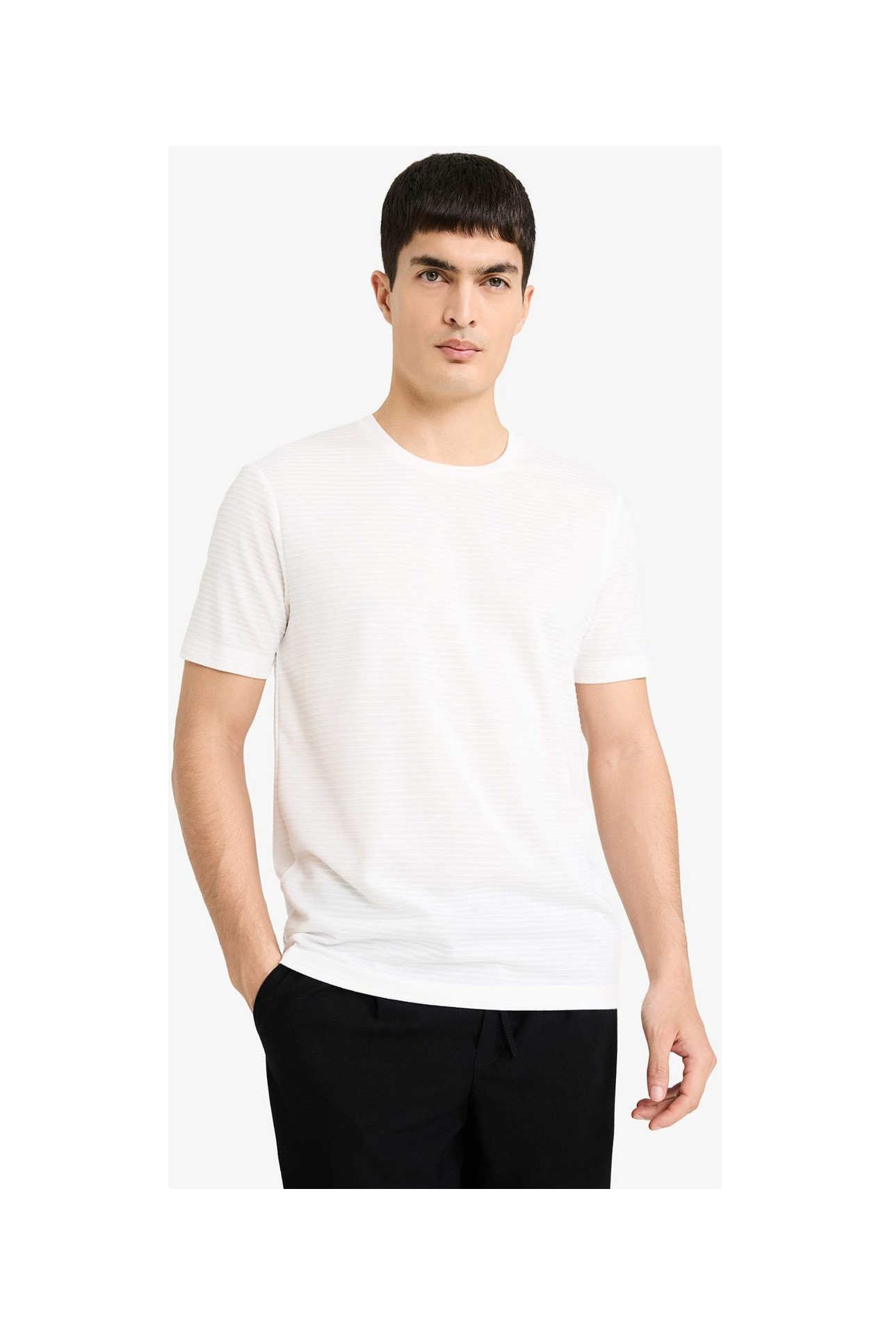 DeFacto Slim Fit Bisiklet Yaka Kısa Kollu Basic Tişört M6608AZ26SP görsel 8