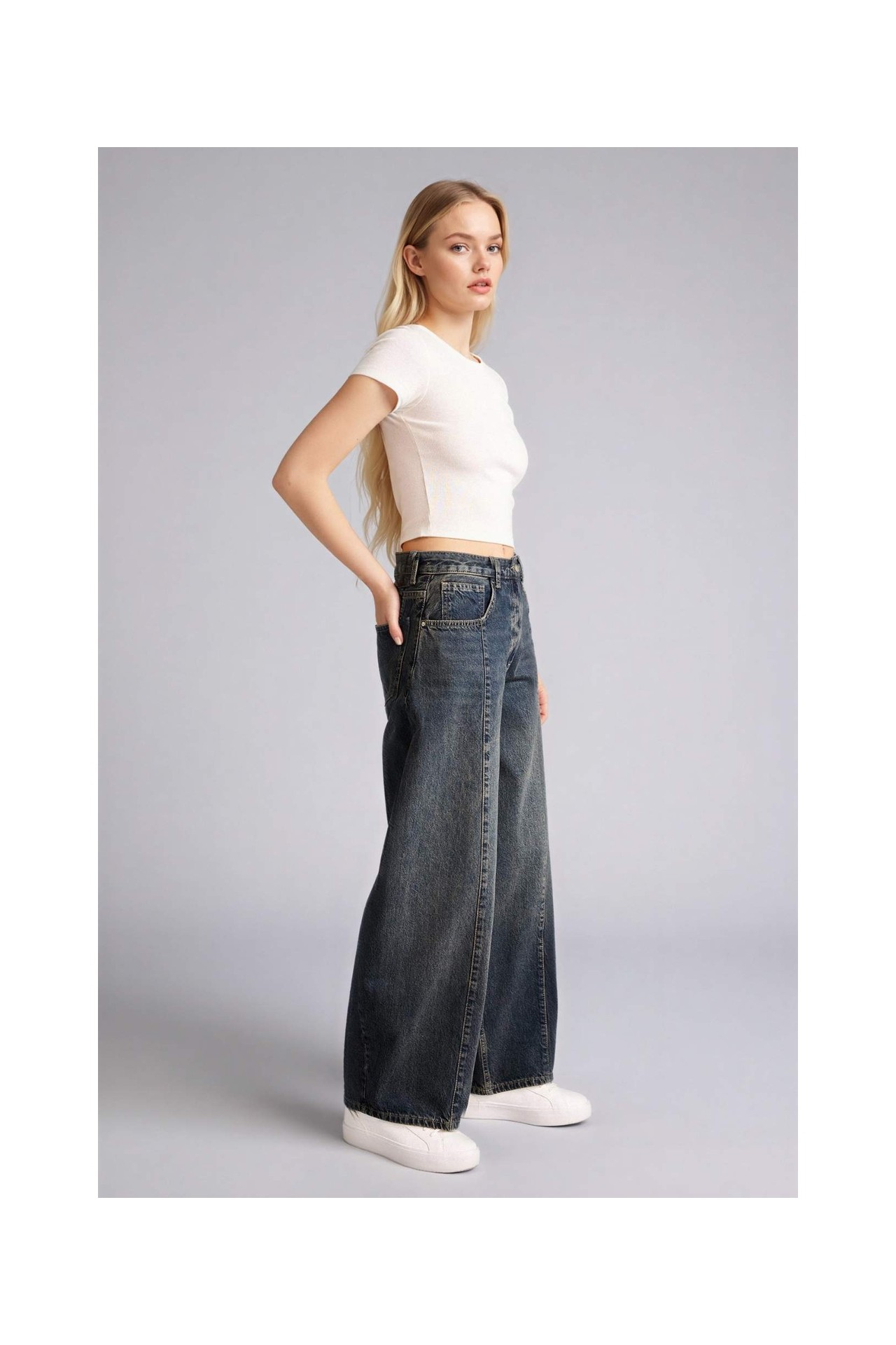 DeFacto %100 Pamuk Barrel Fit Yüksek Bel Bilek Boy Jean Yıkamalı Pantolon H0135AX26SP görsel 2
