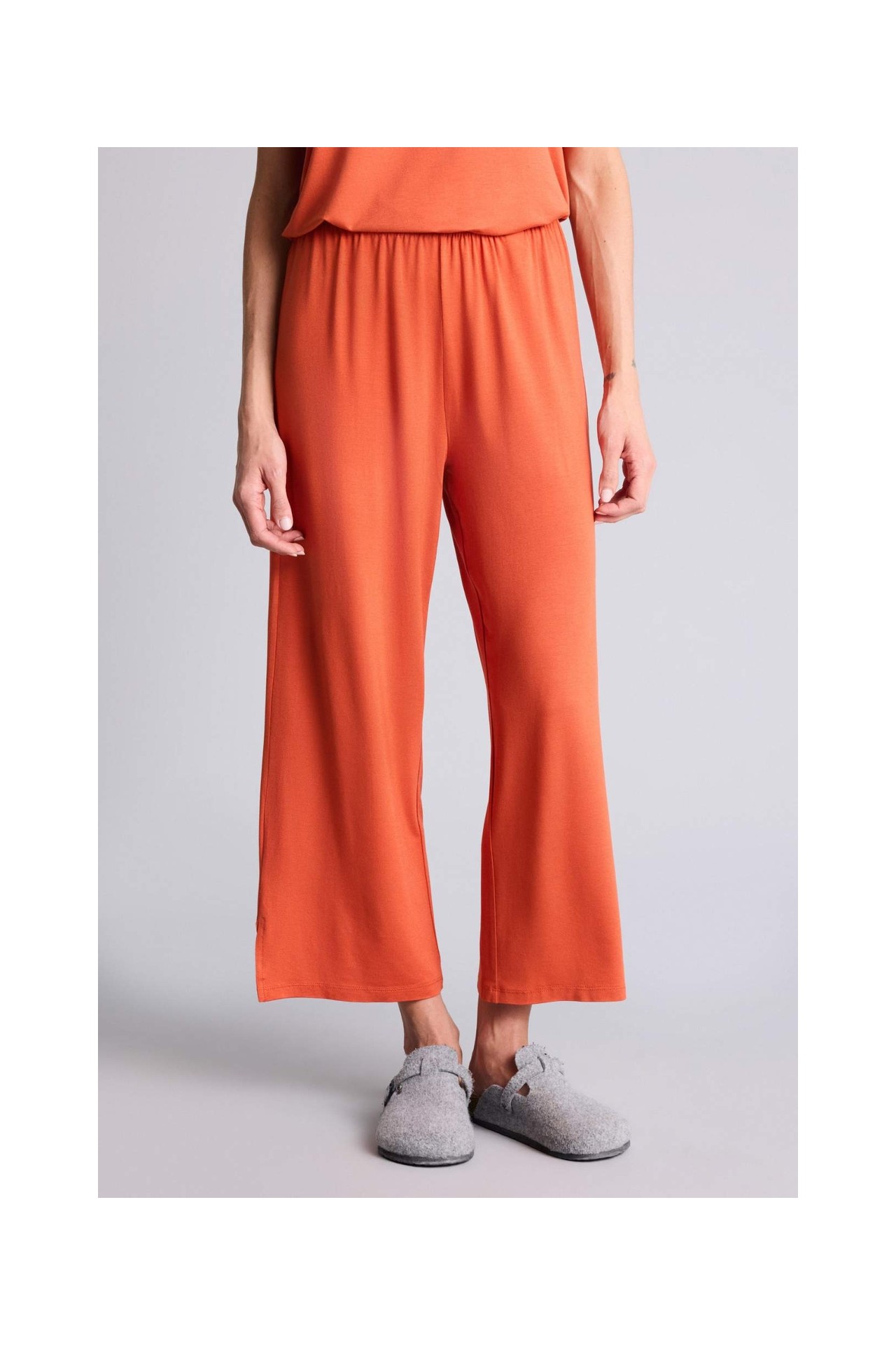 DeFacto Kısa Kollu Üst Geniş Paça Alt Basic Pijama Takımı G7589AX26SP görsel 5