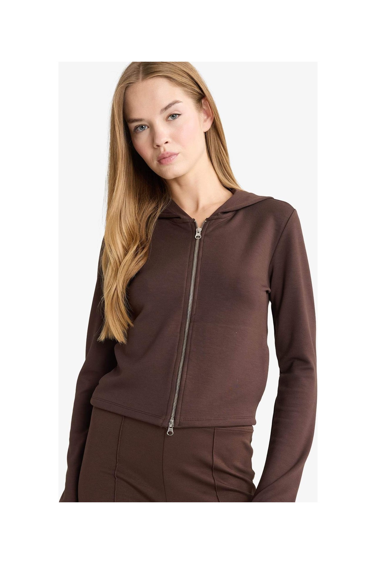 DeFacto Slim Fit Dar Kesim Kapüşonlu Modal Fermuarlı Sweatshirt F7651AX25AU