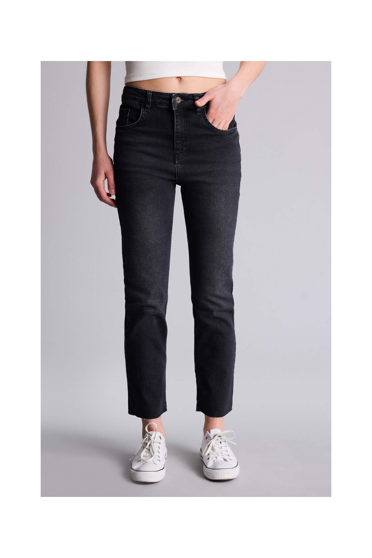 DeFacto Crop Flare Fit Yüksek Bel Jean Pantolon G2217AX26SP görsel 3