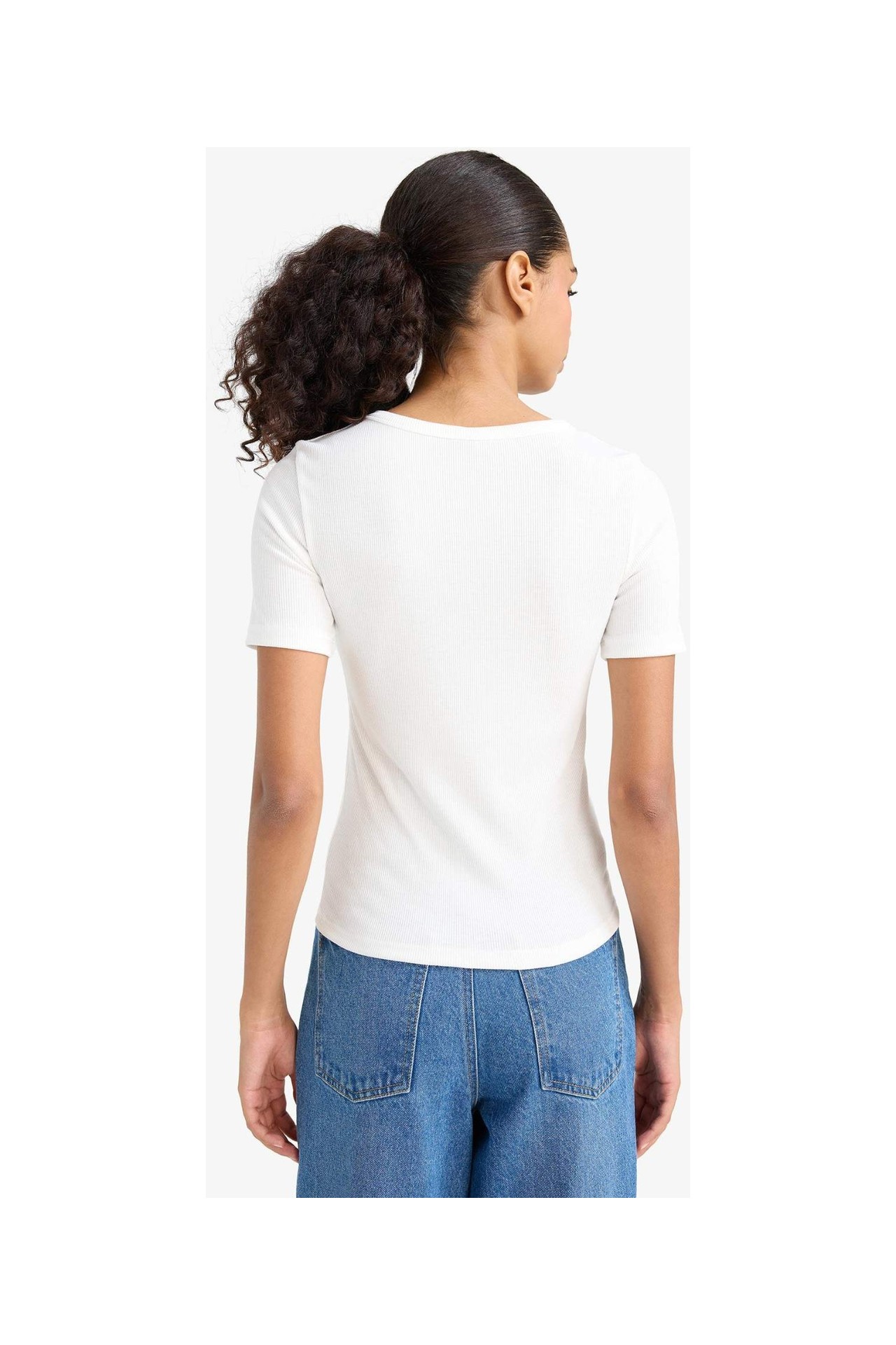 DeFacto Slim Fit Bisiklet Yaka Basic Fitilli Kısa Kollu Tişört C0097AX25AU görsel 4