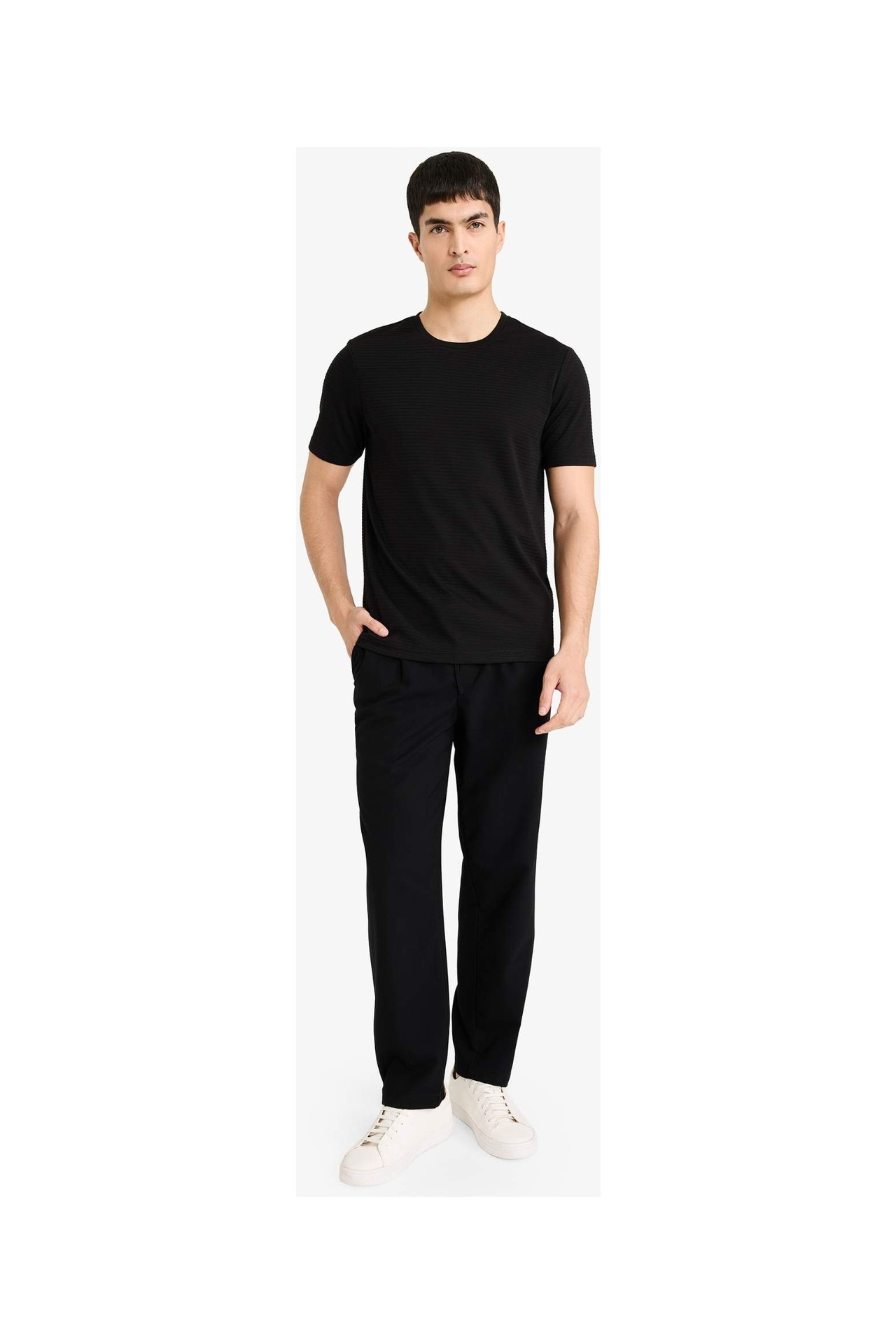 DeFacto Slim Fit Bisiklet Yaka Kısa Kollu Basic Tişört M6608AZ26SP görsel 2