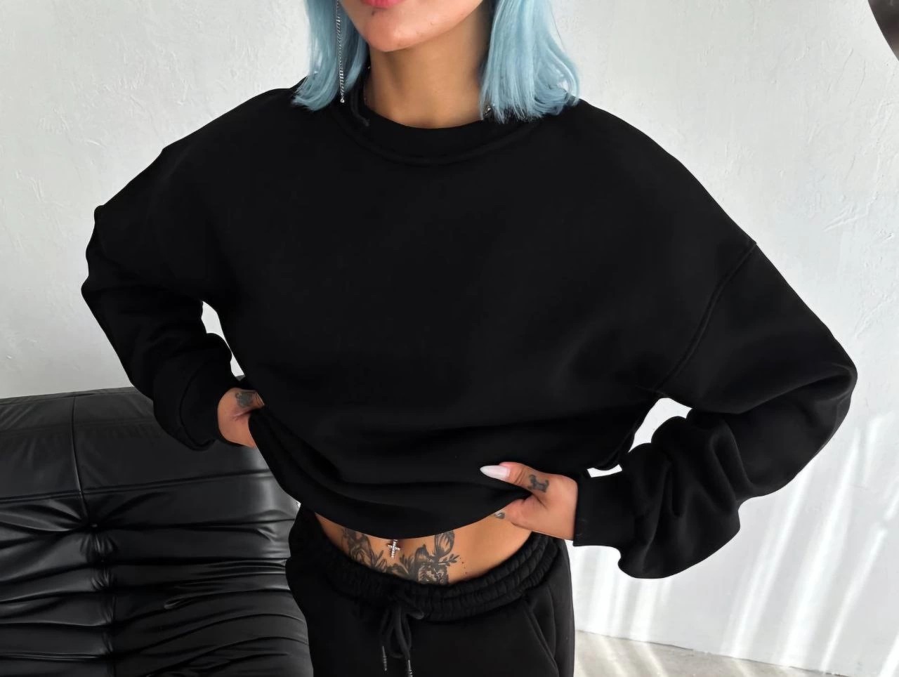 Tarz Yeri Kadın Bisiklet Yaka 3 Iplik Pamuklu Basic Sweatshirt - Siyah